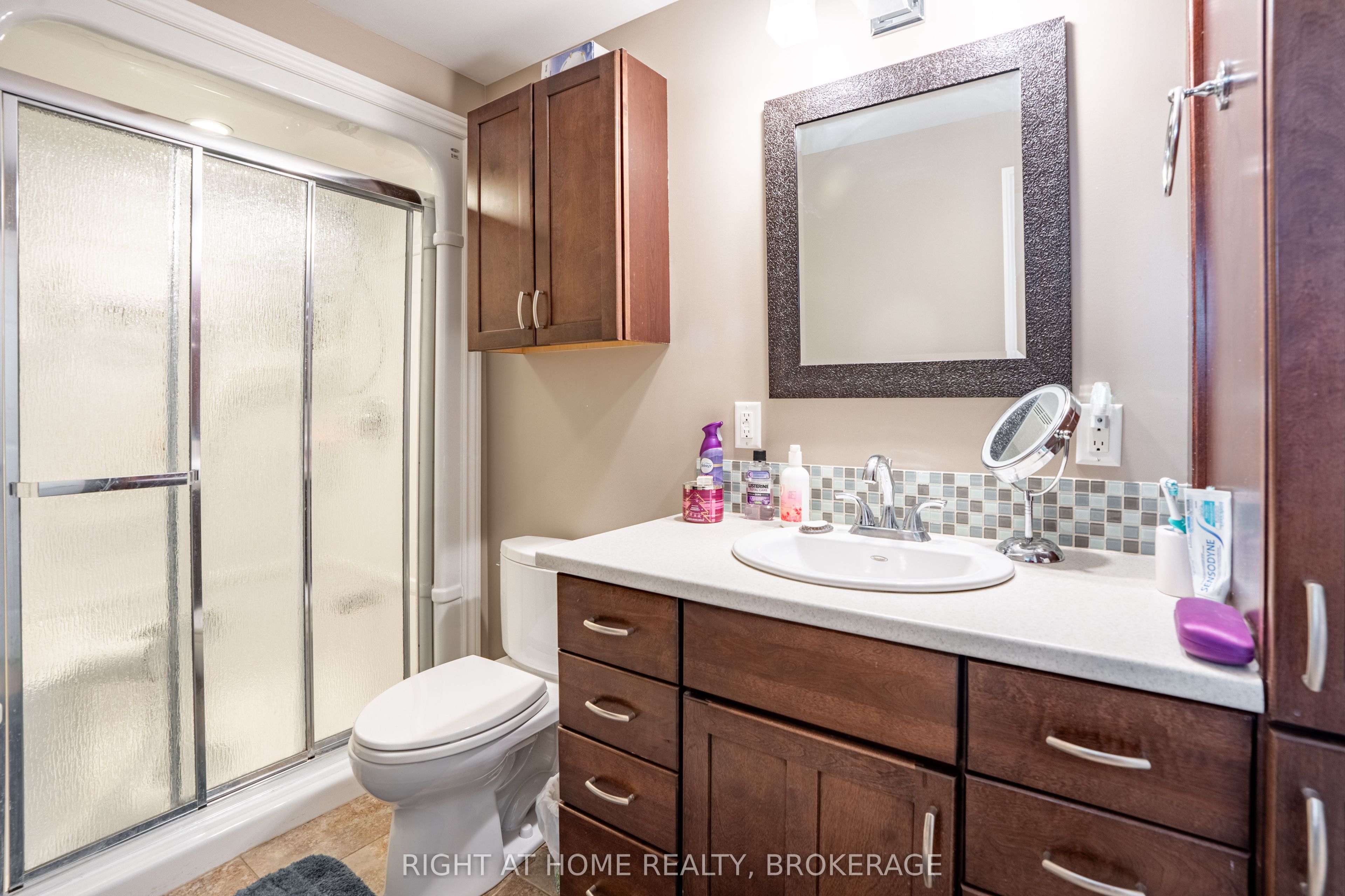 6 32nd Street Property Photo 11