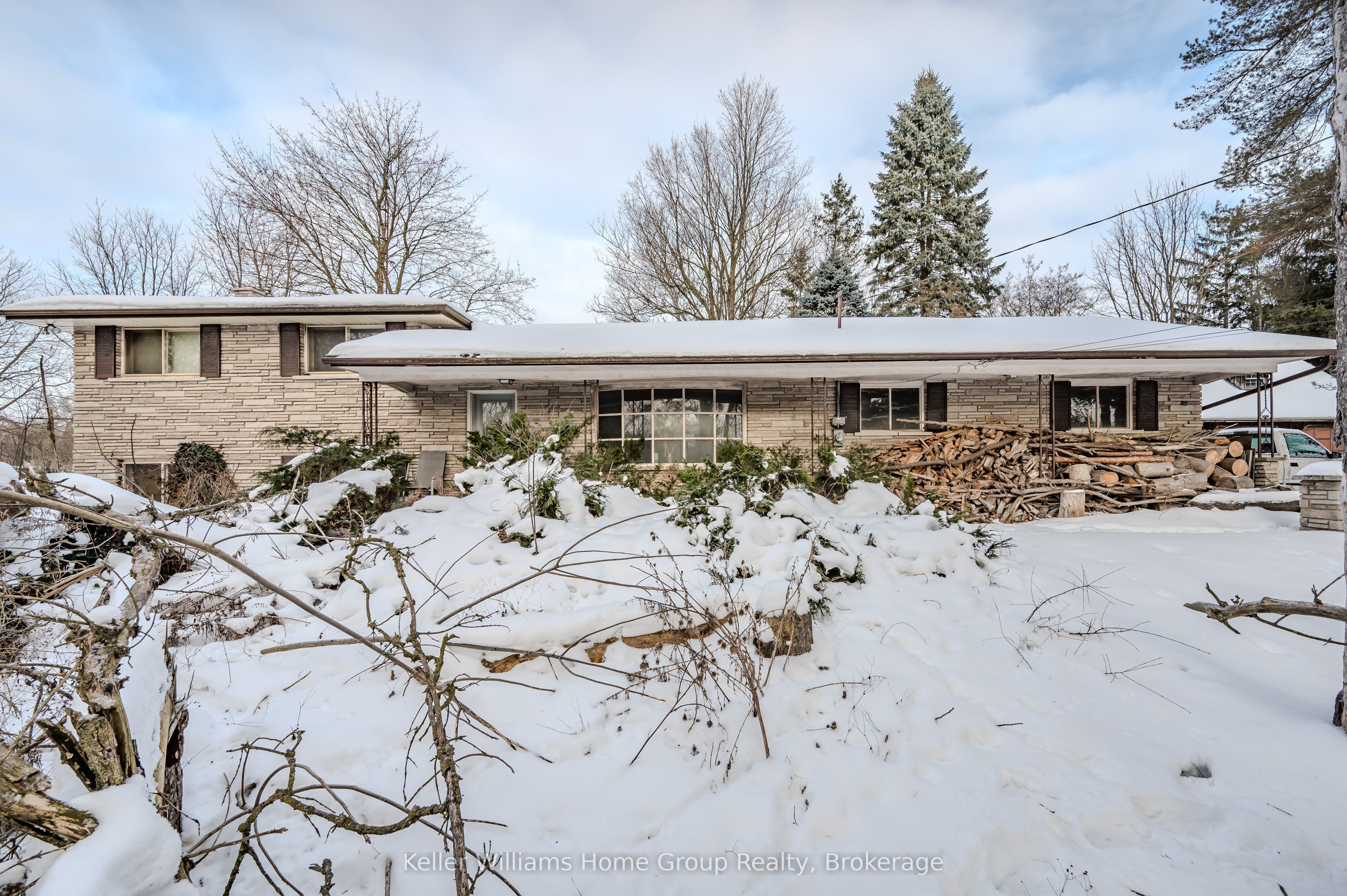 7850 7 Highway Property Photo 3