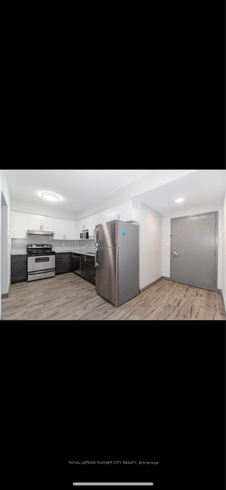 #2618 - 258b Sunview Street Property Photo 3