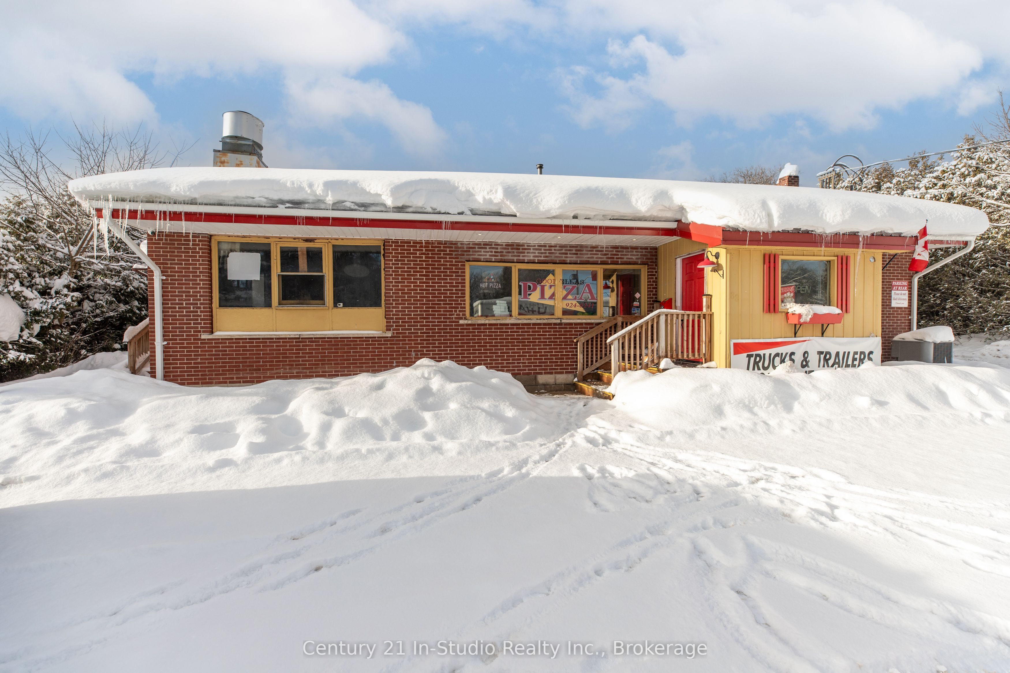 104 Sydenham St Property Photo