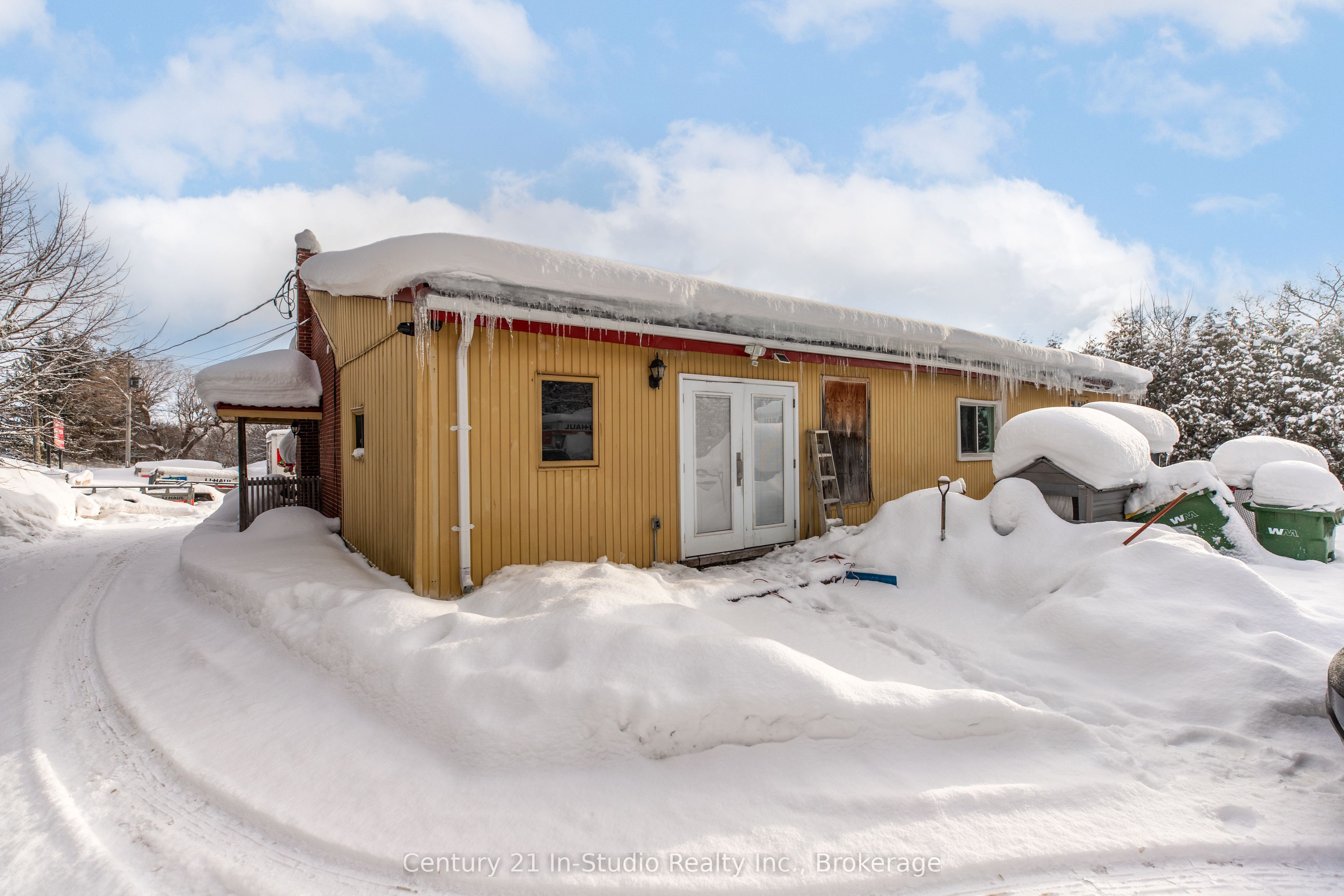104 Sydenham Street Property Photo 4