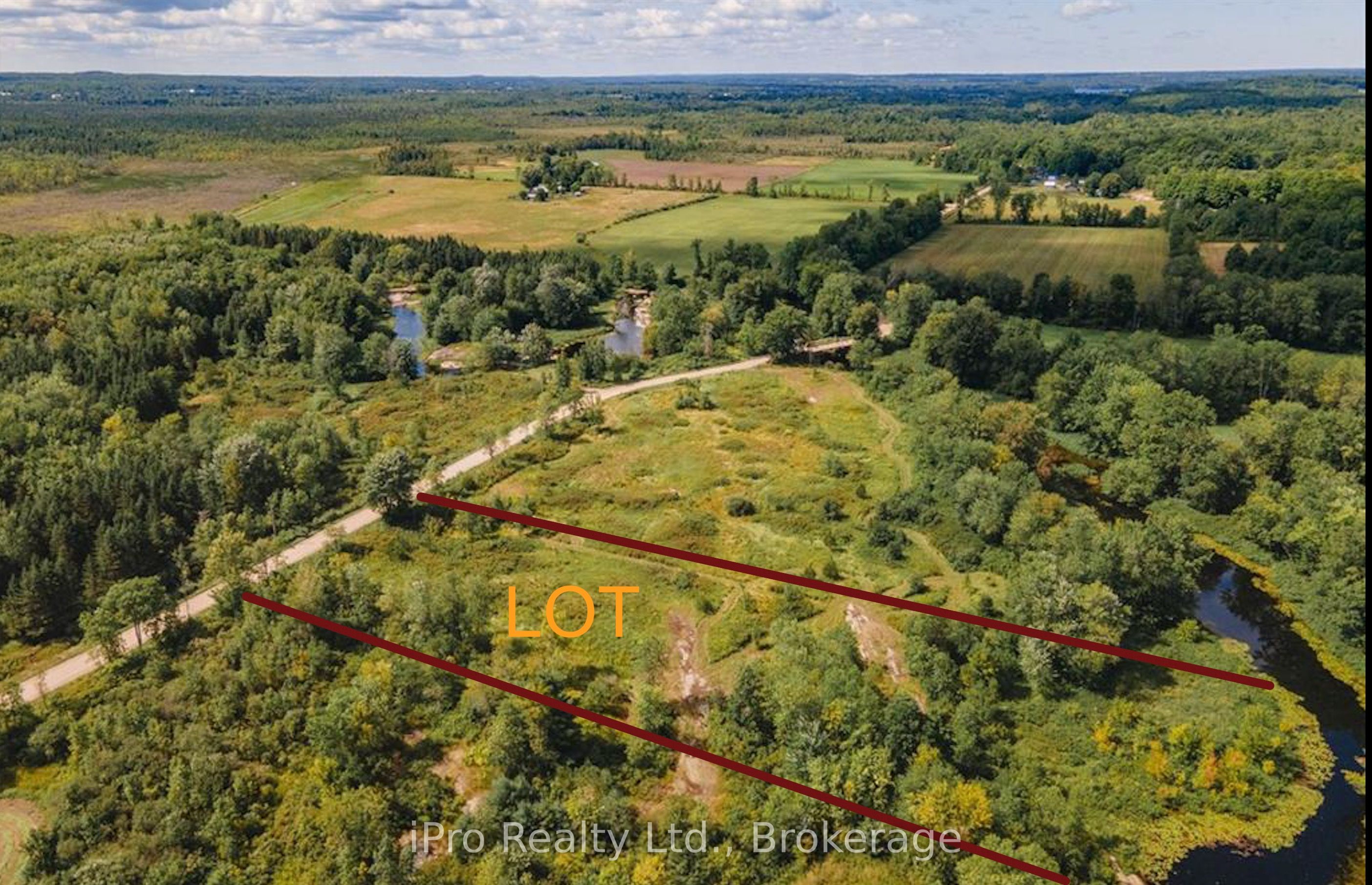 788 Courneya Road Property Photo 14