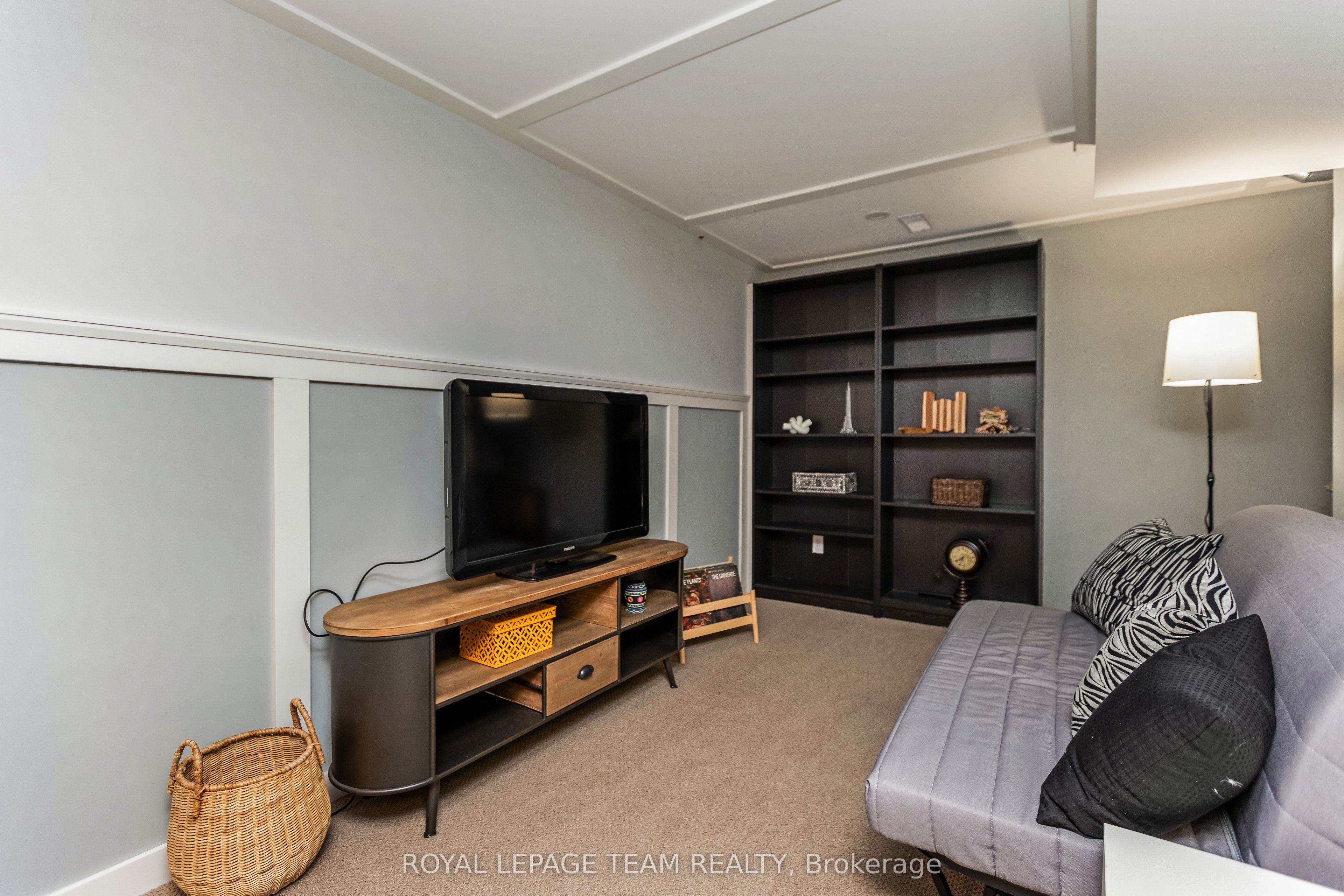 12 Pellan Crescent Property Photo 23