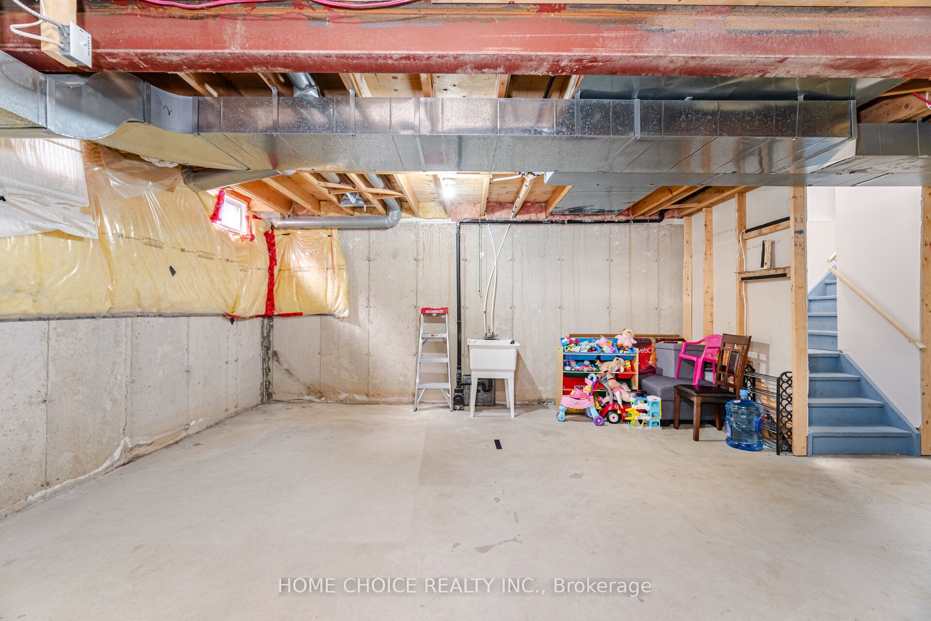 88 Bloomington Drive Property Photo 34