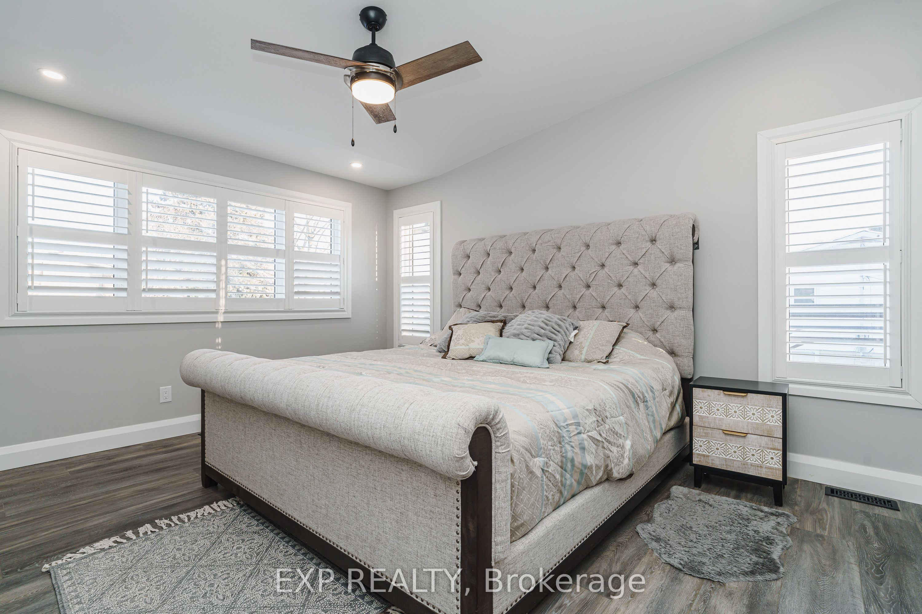1885 Arizona Avenue Property Photo 8