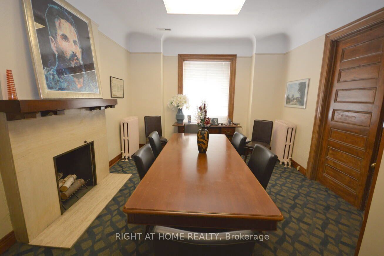 249 Mcleod Street Property Photo 2