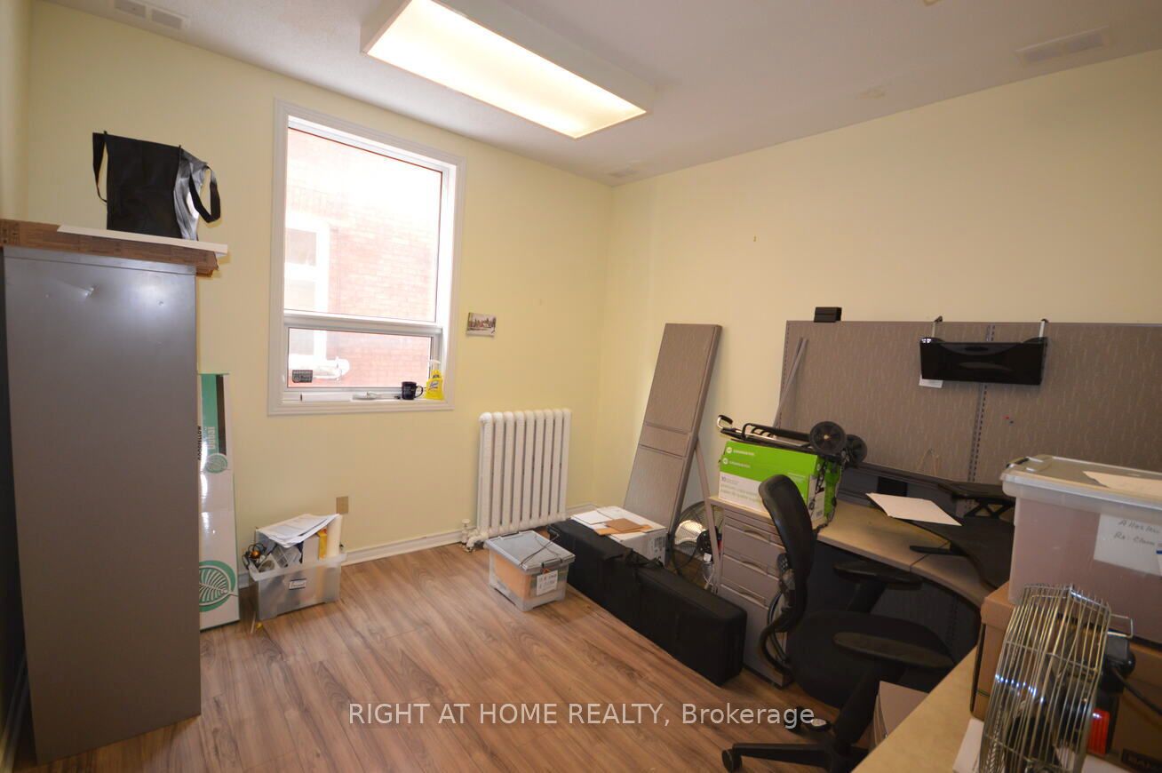 249 Mcleod Street Property Photo 6