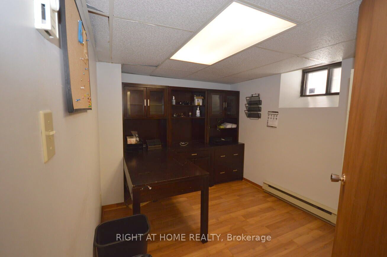 249 Mcleod Street Property Photo 7