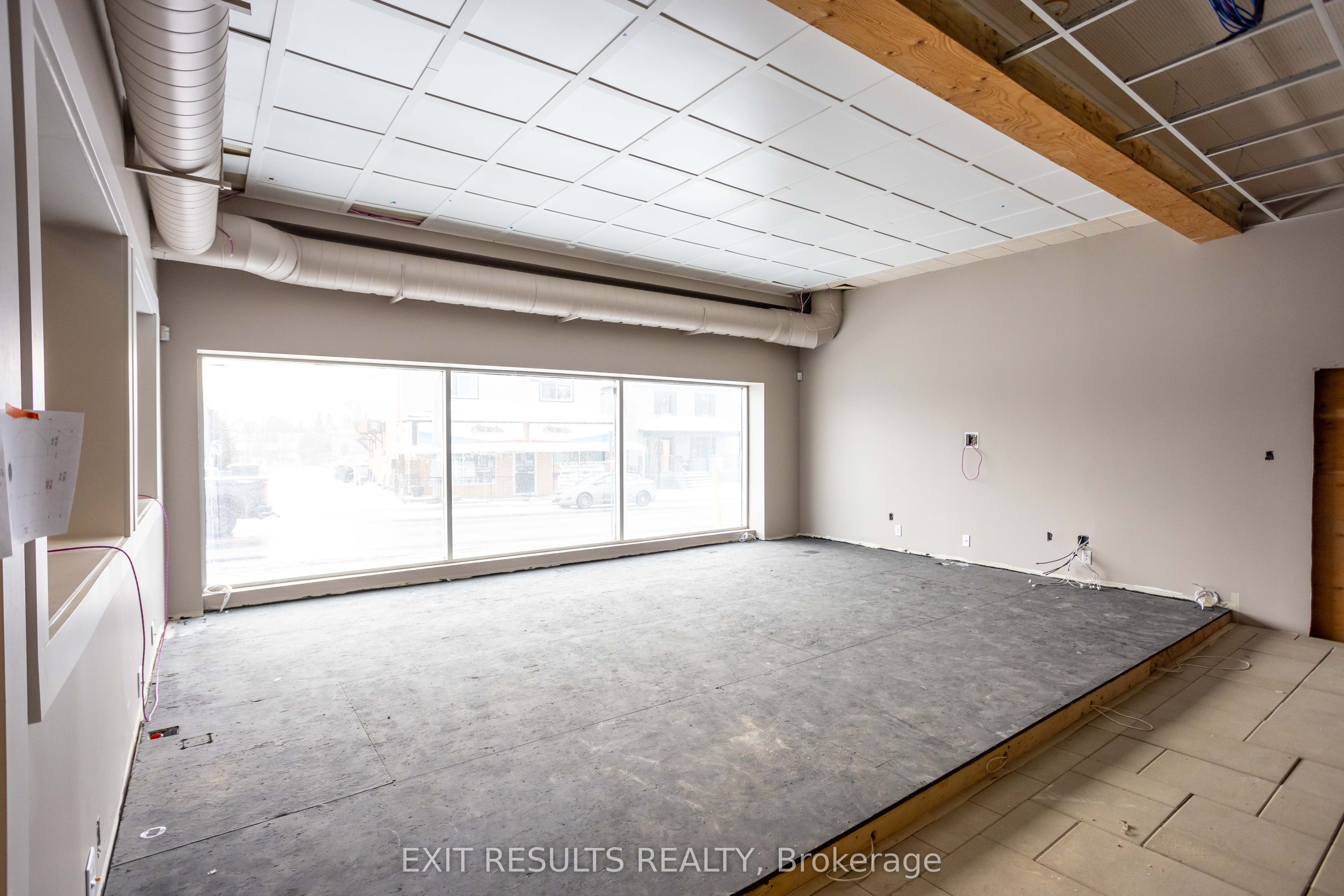 1027 Notre Dame Street Property Photo 13