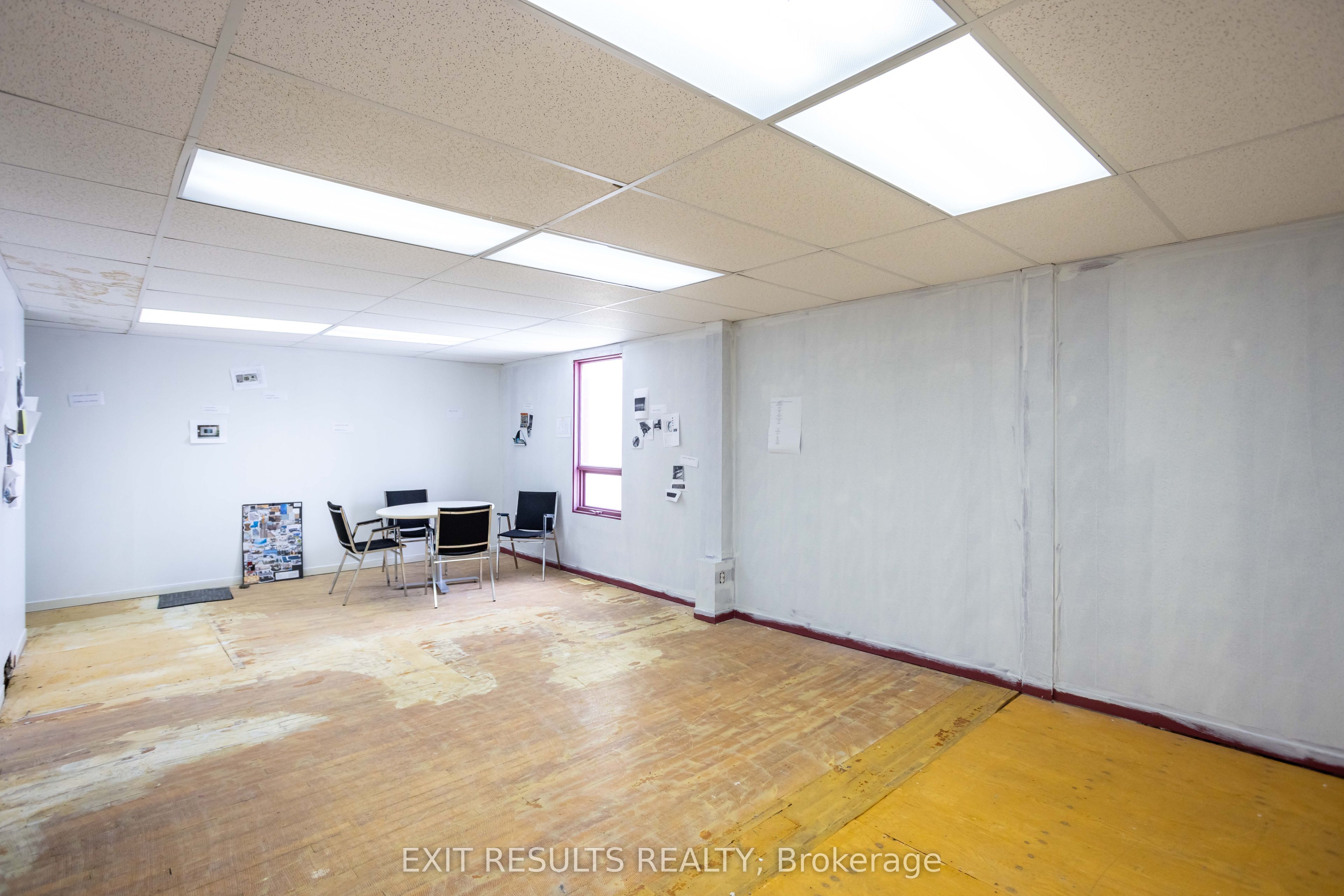 1027 Notre Dame Street Property Photo 22