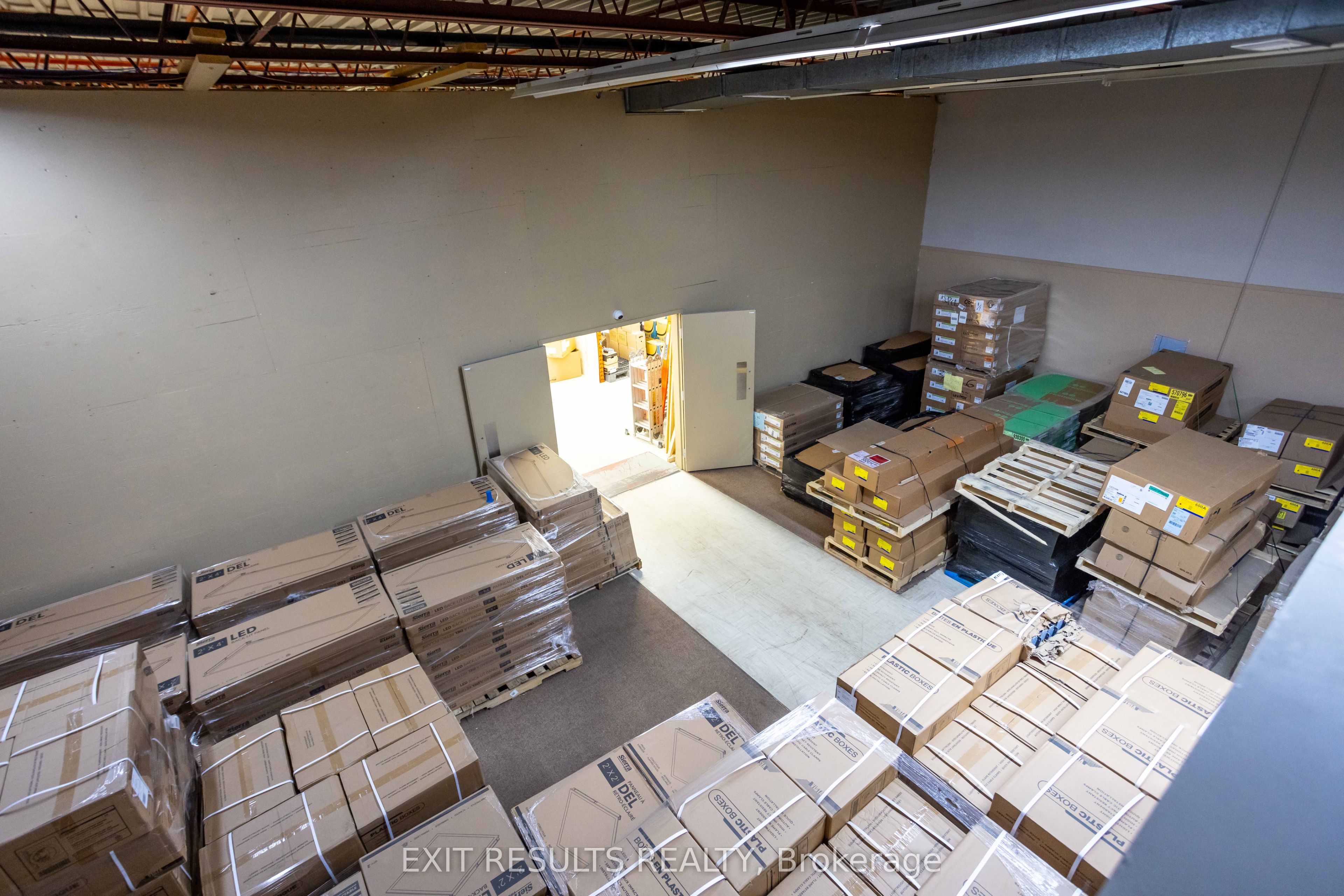 1027 Notre Dame Street Property Photo 46