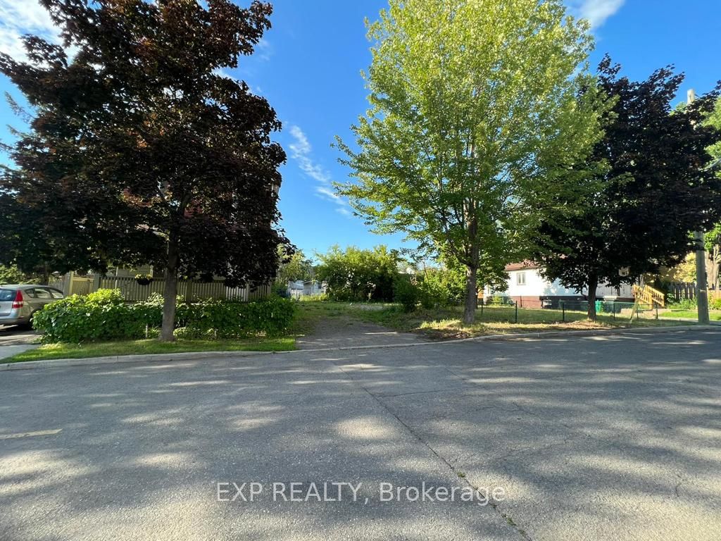 191 Heritage Maple Way Property Photo 2