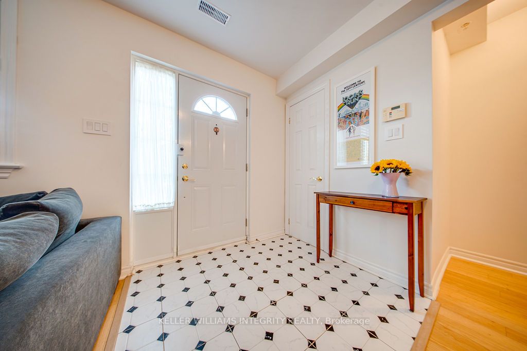 253 Cumberland Street Property Photo 2