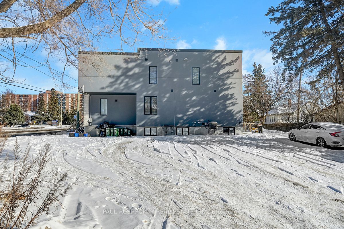 2 Pender Street Property Photo 2