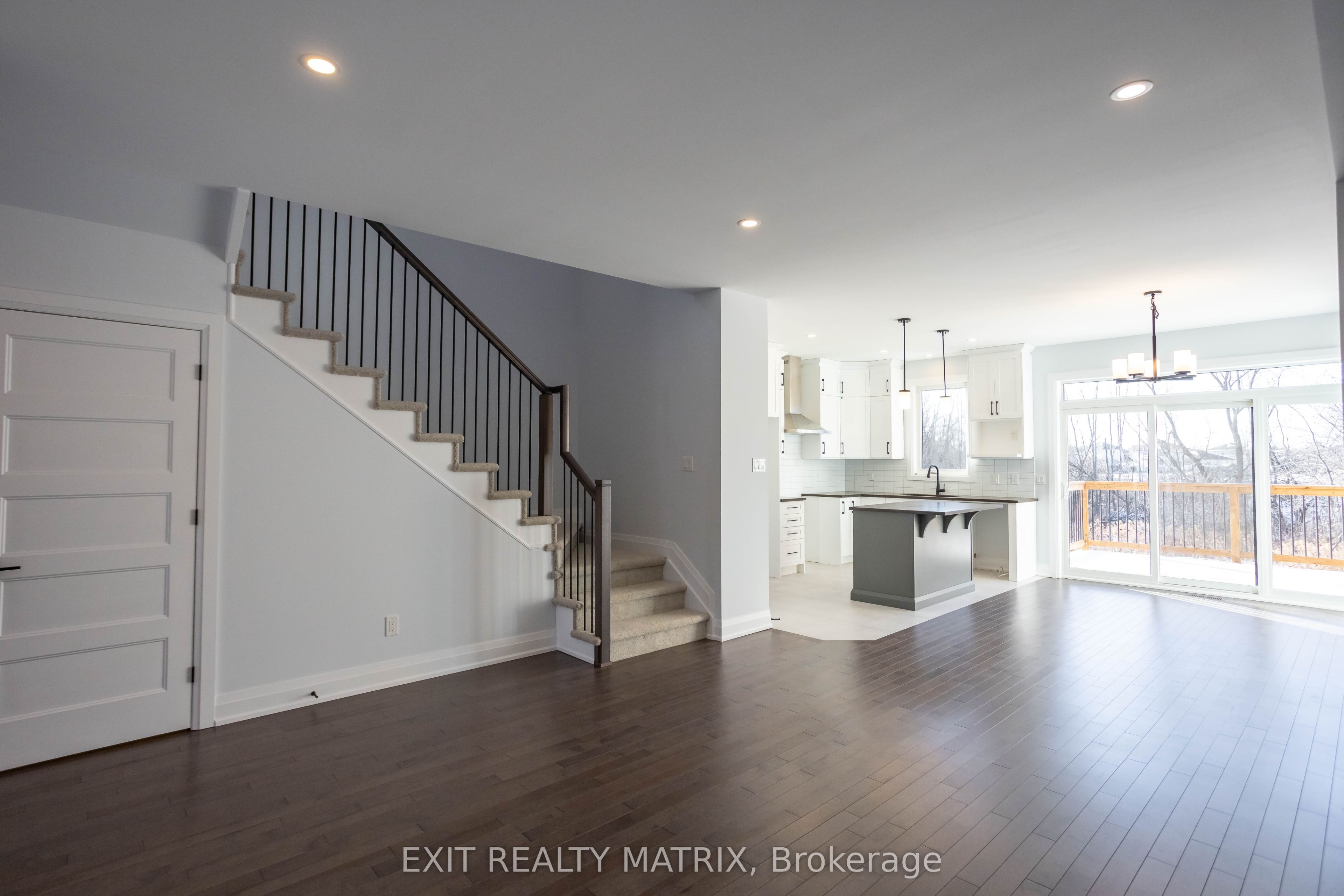 968 Cologne Street Property Photo 11
