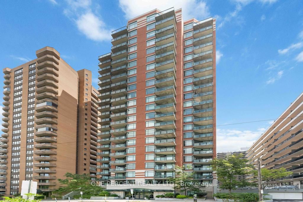 #1802 - 570 Laurier Avenue Property Photo
