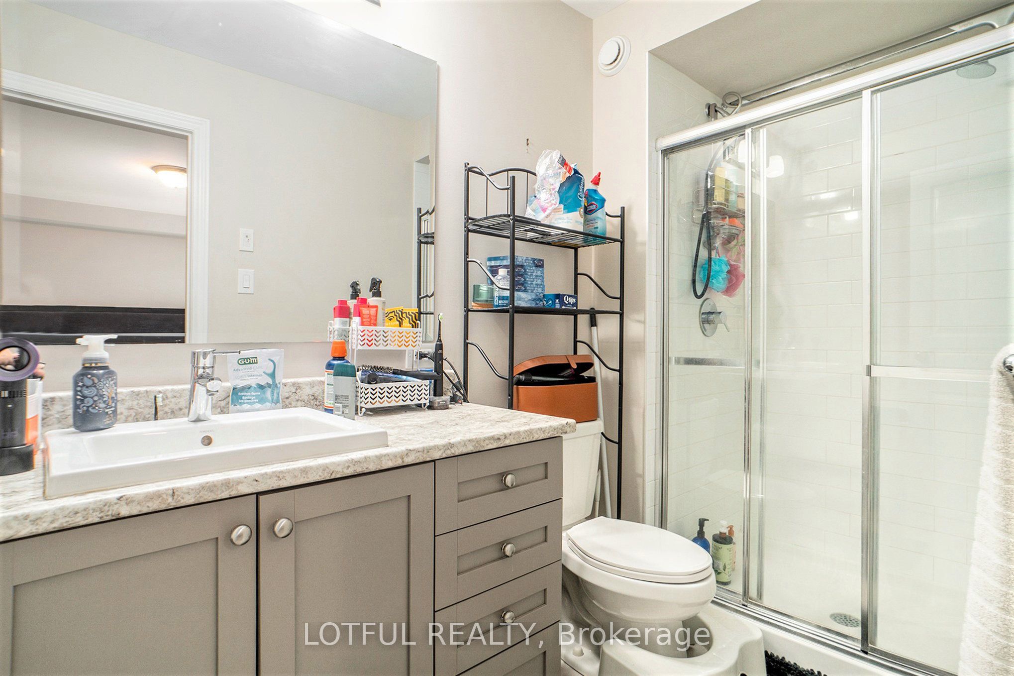 336 Rainrock Crescent Property Photo 18