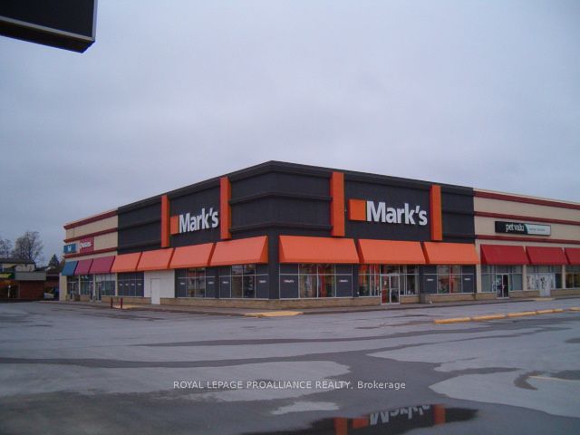 #122 - 266 Dundas Street Property Photo 1