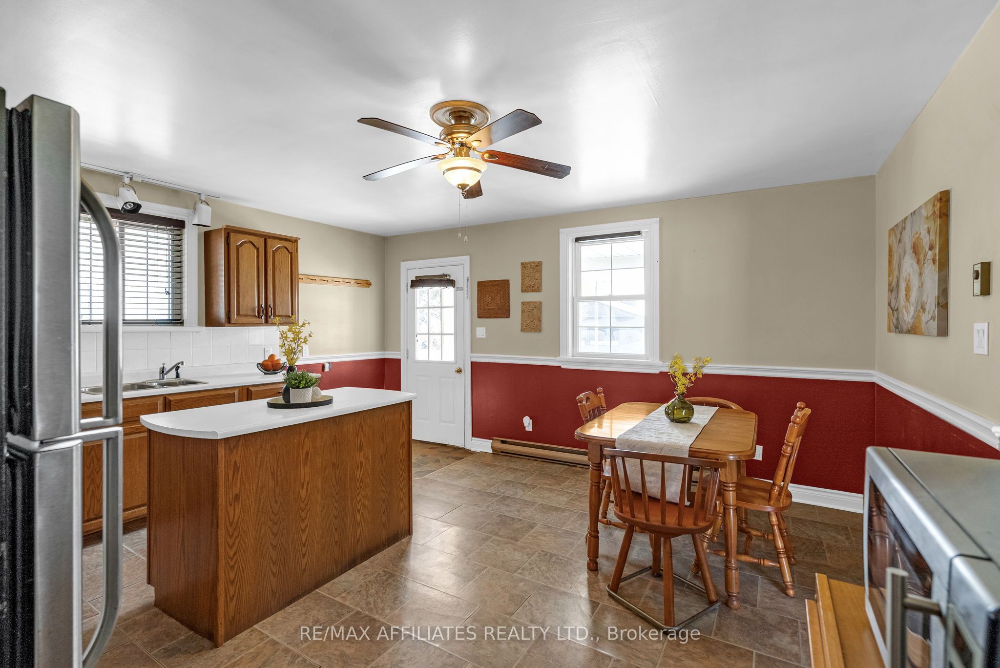 56 Centre Street Property Photo 8