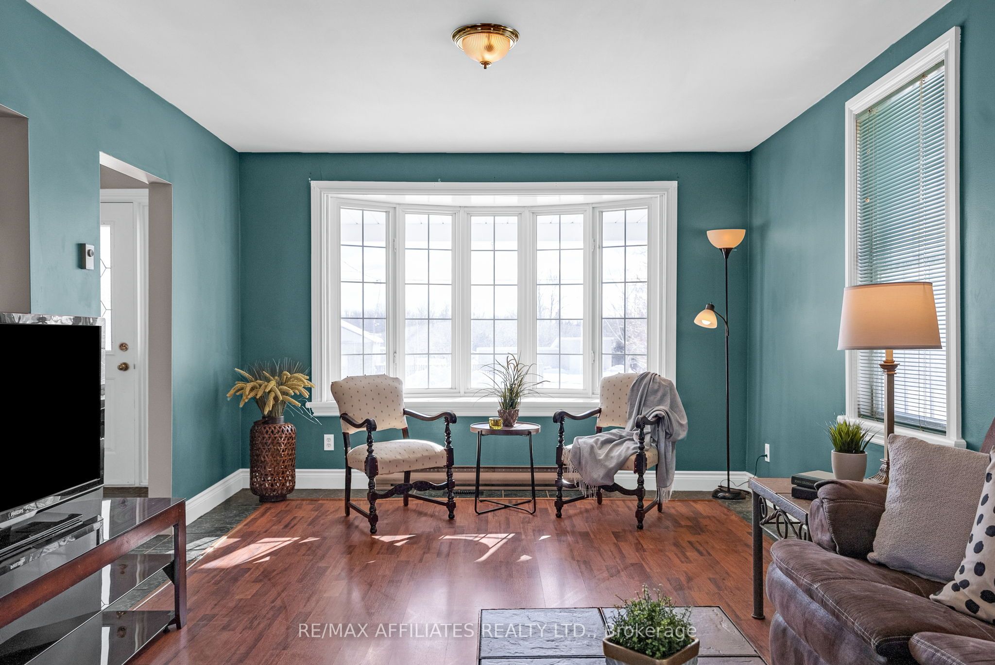 56 Centre Street Property Photo 18