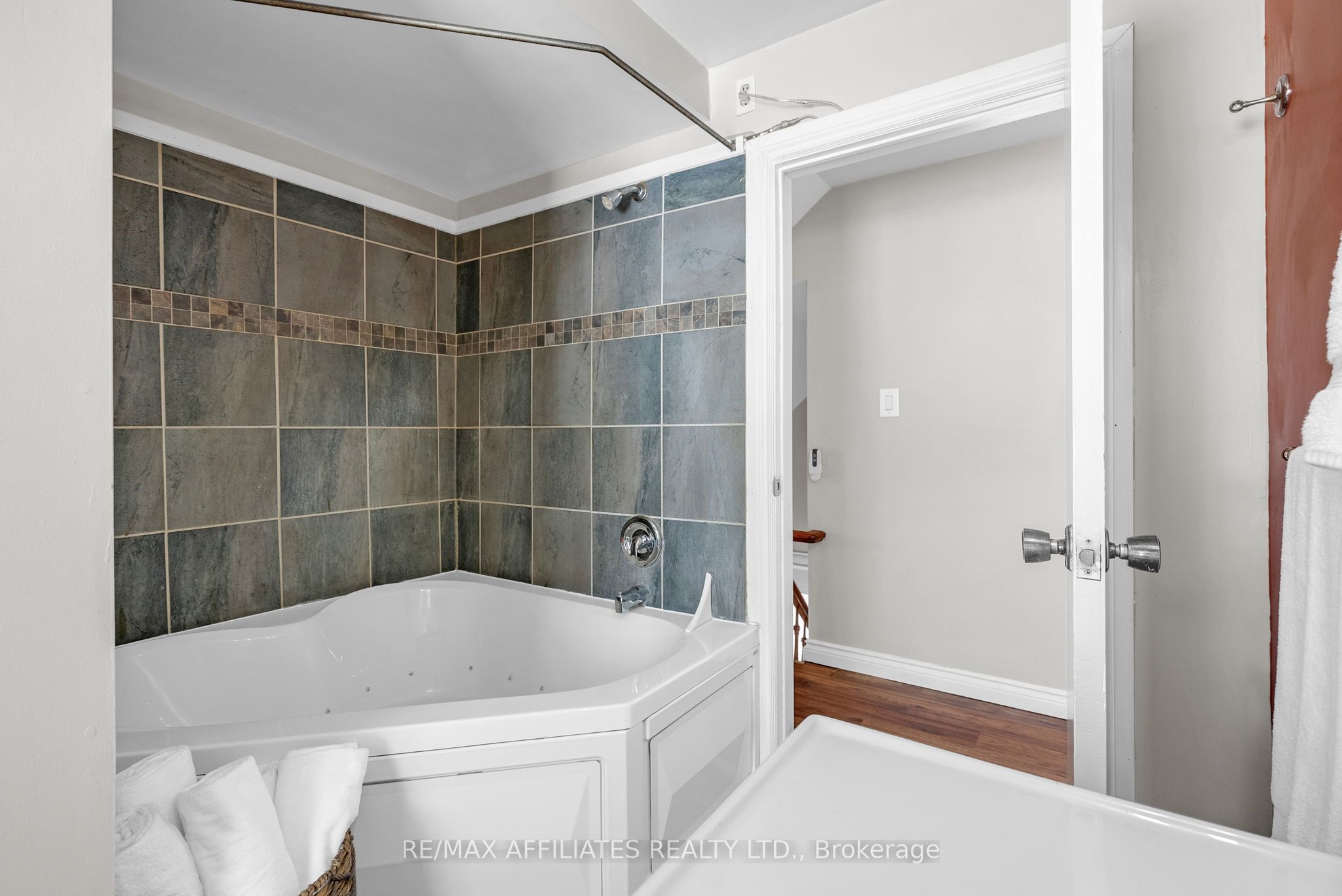 56 Centre Street Property Photo 25