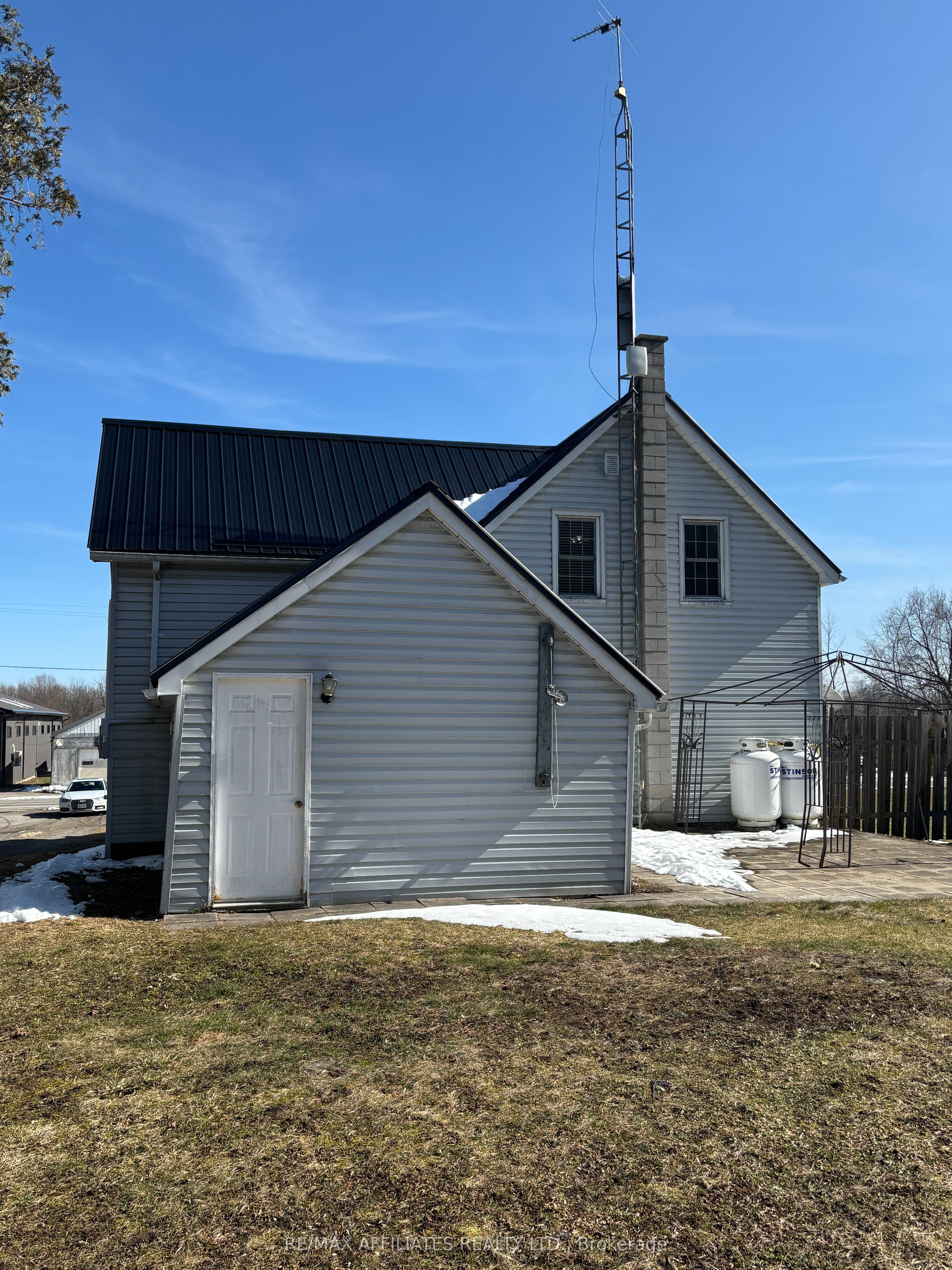 56 Centre Street Property Photo 31
