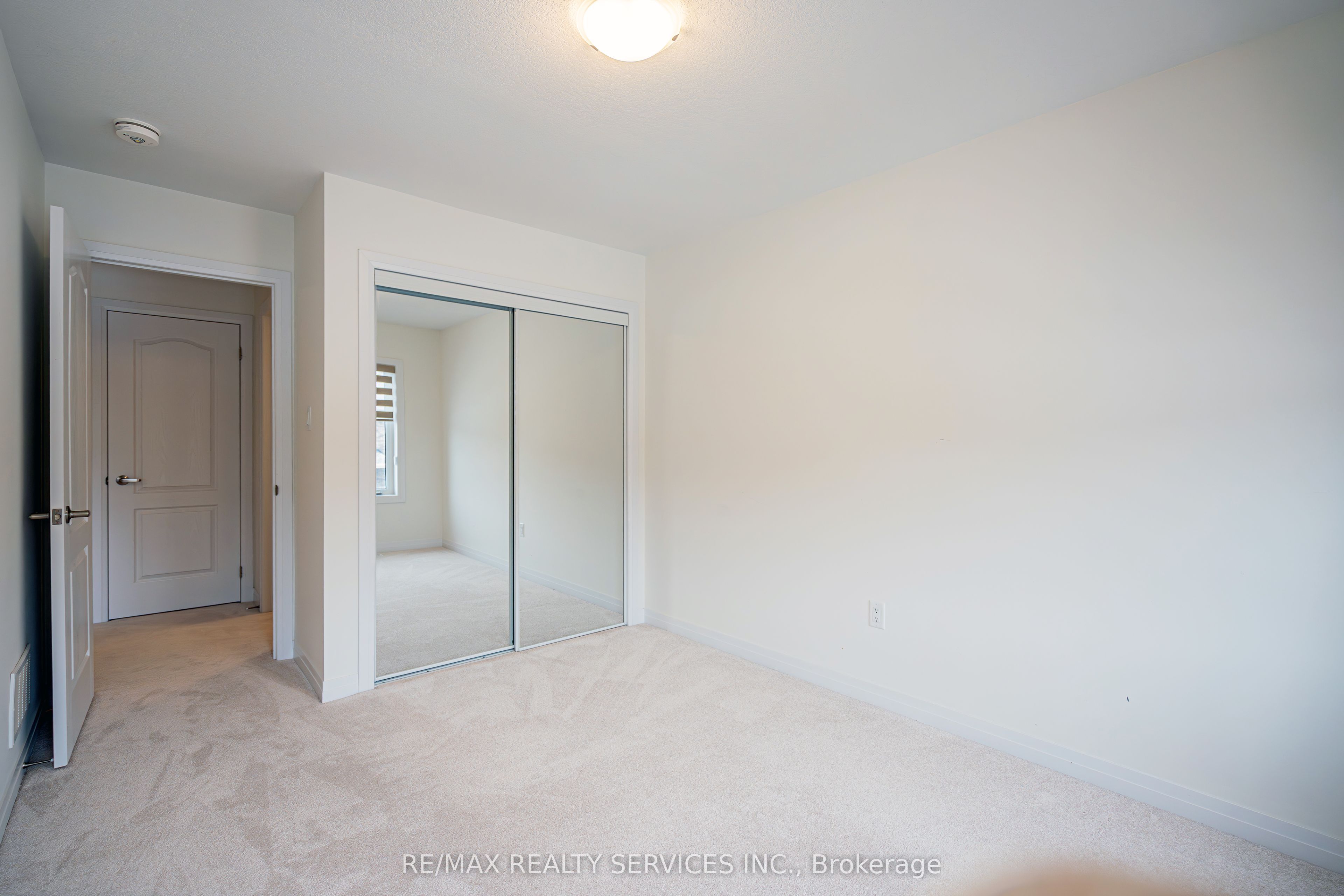 119 Brighton Lane Property Photo 28