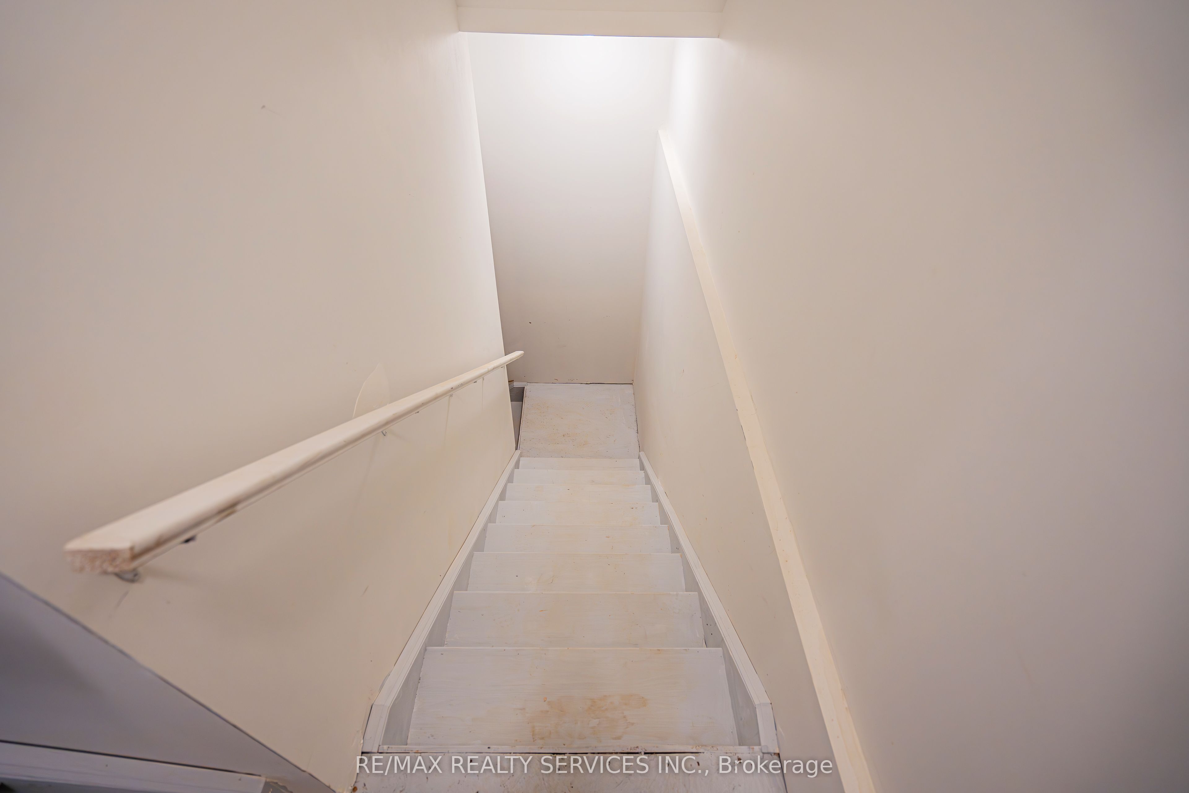 119 Brighton Lane Property Photo 31