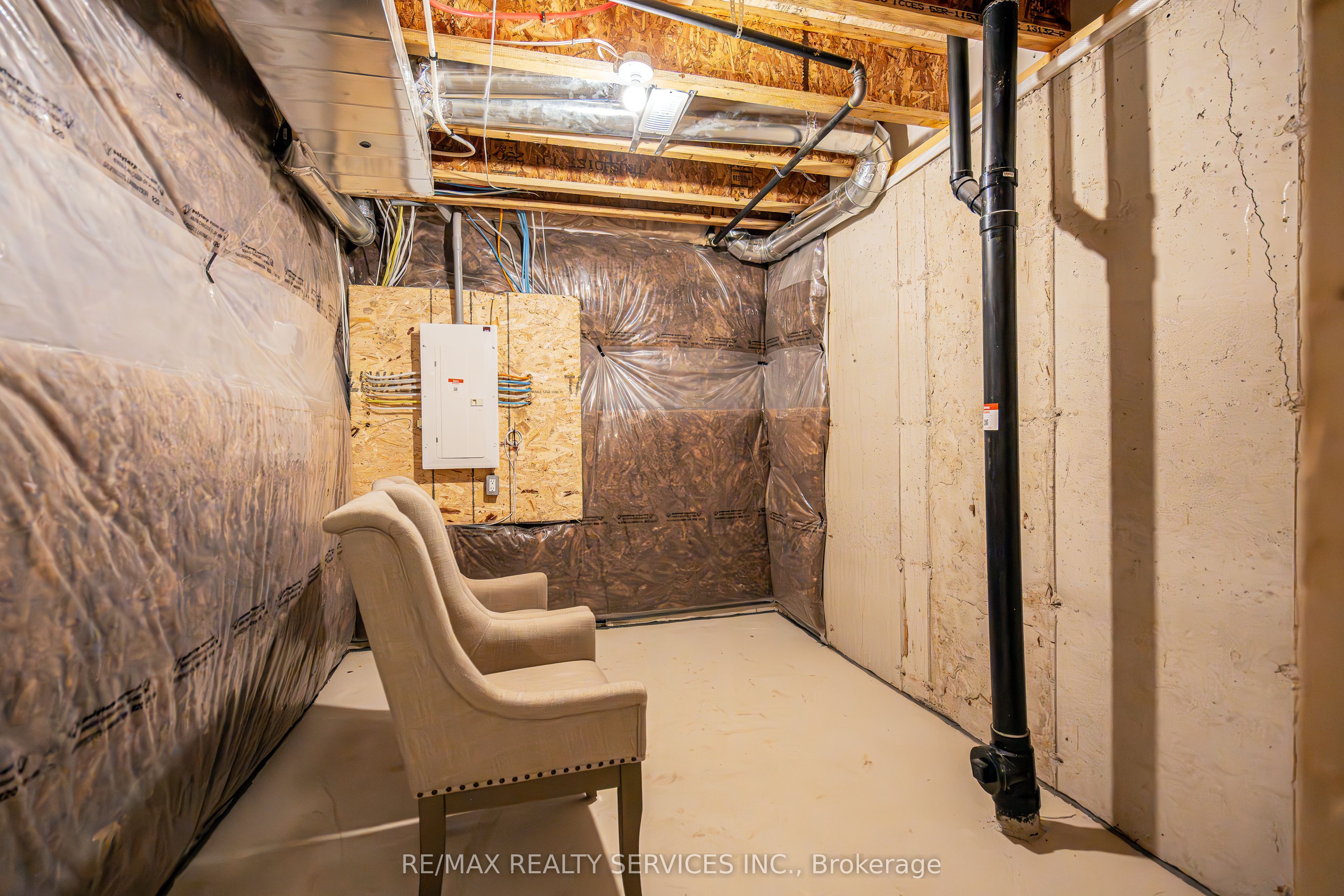 119 Brighton Lane Property Photo 32