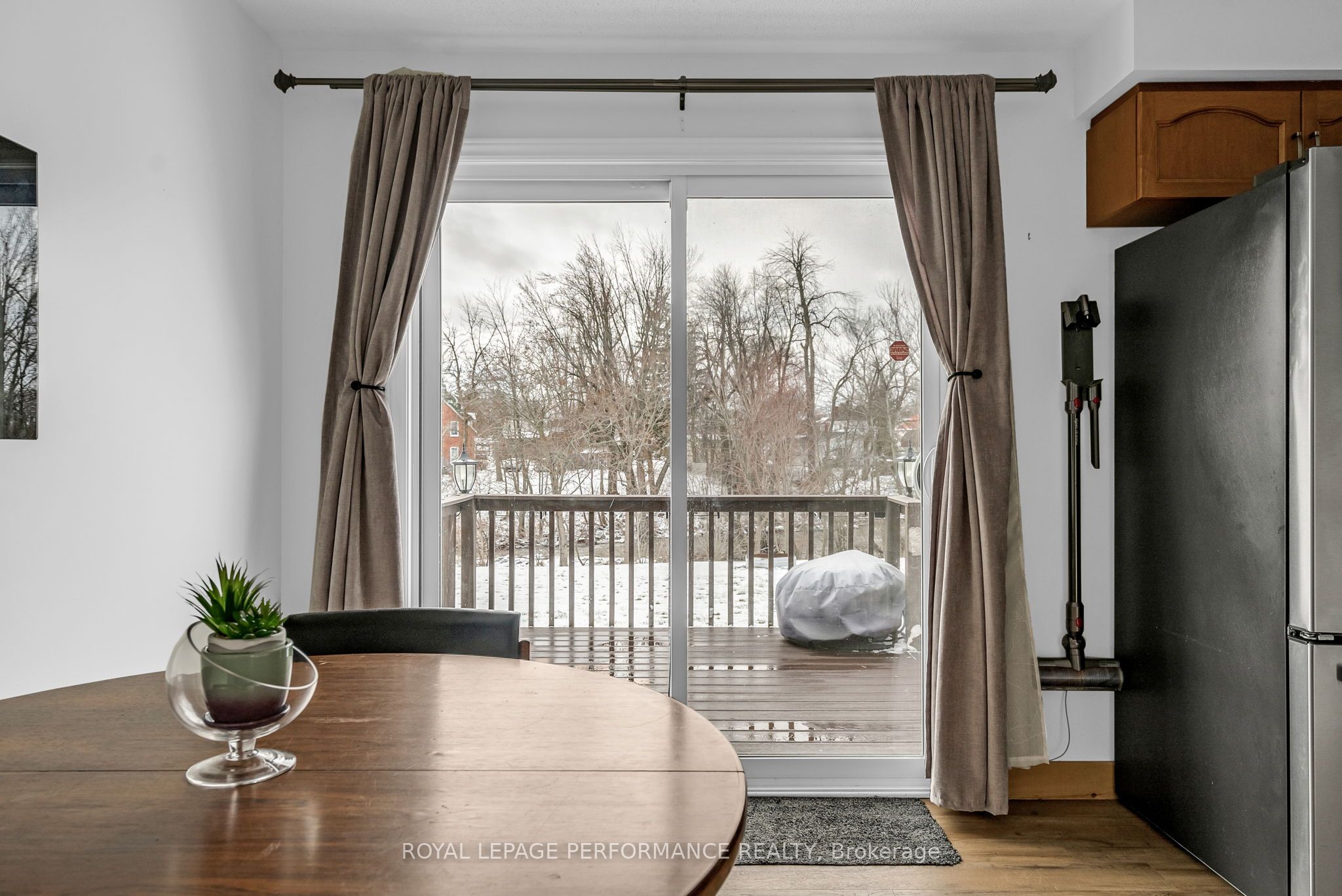 4888 Mcmartin Street Property Photo 11