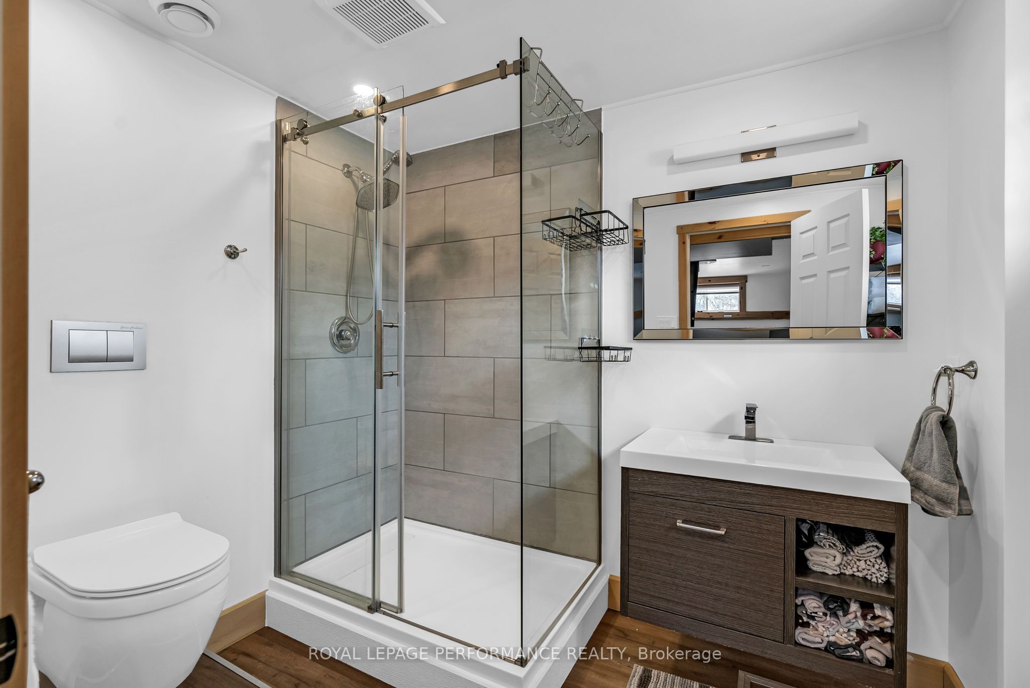 4888 Mcmartin Street Property Photo 24