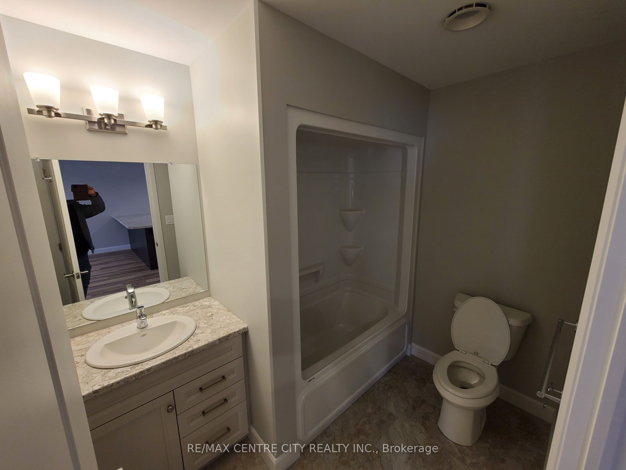 137 Arrowhead Lane Property Photo 10