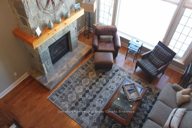 #c4 W9 - 3876 Muskoka Road 118 Road Property Photo 3