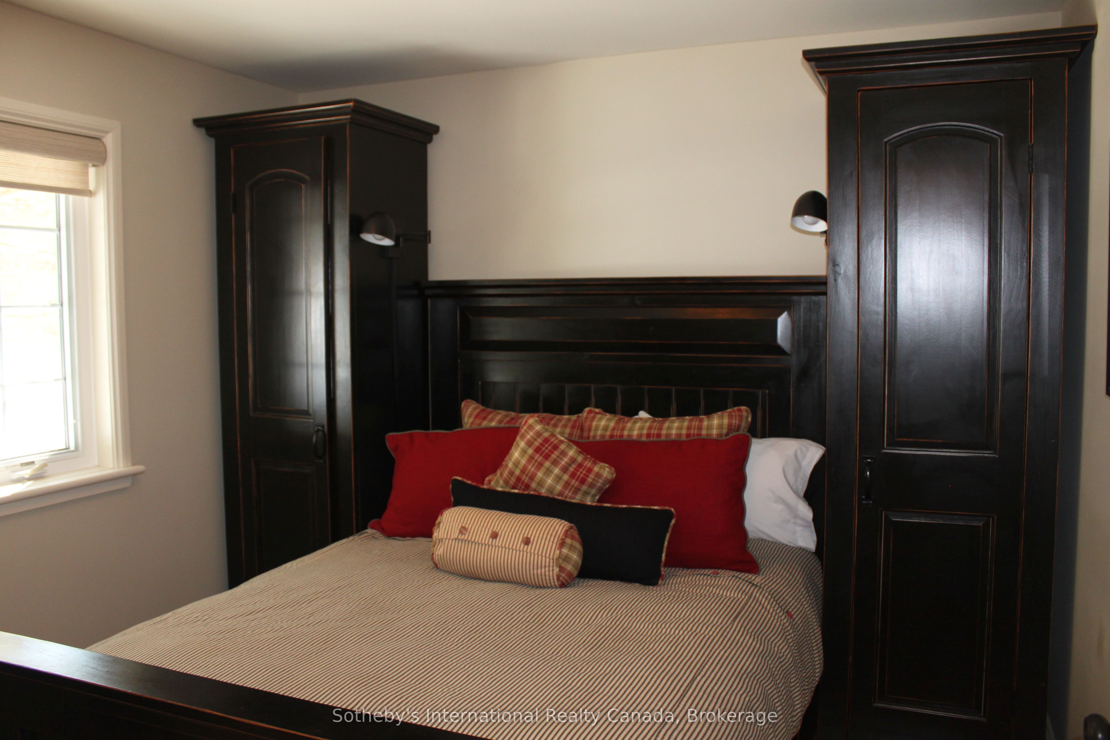 #c4 W9 - 3876 Muskoka Road 118 Road Property Photo 12