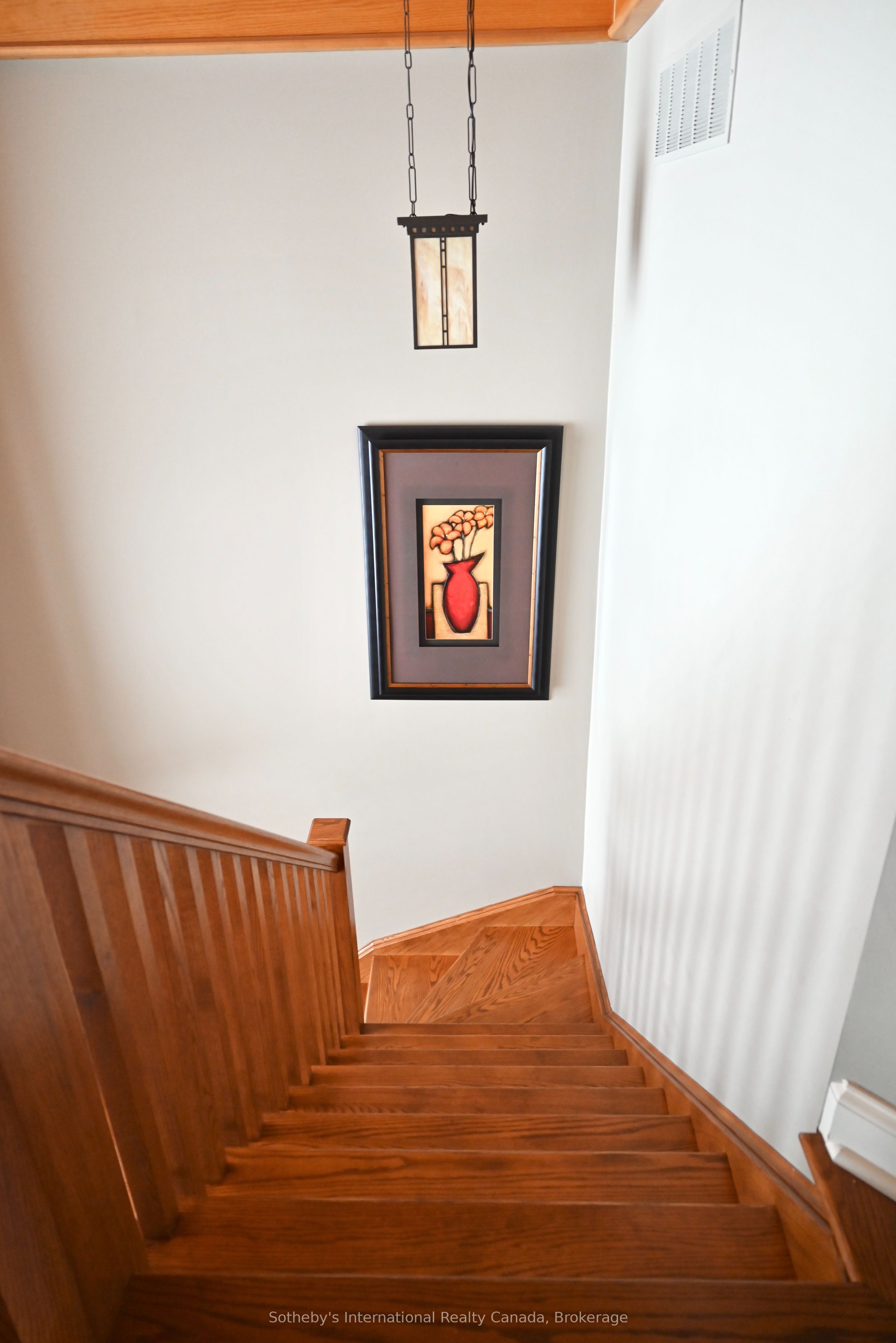#c4 W9 - 3876 Muskoka Road 118 Road Property Photo 13