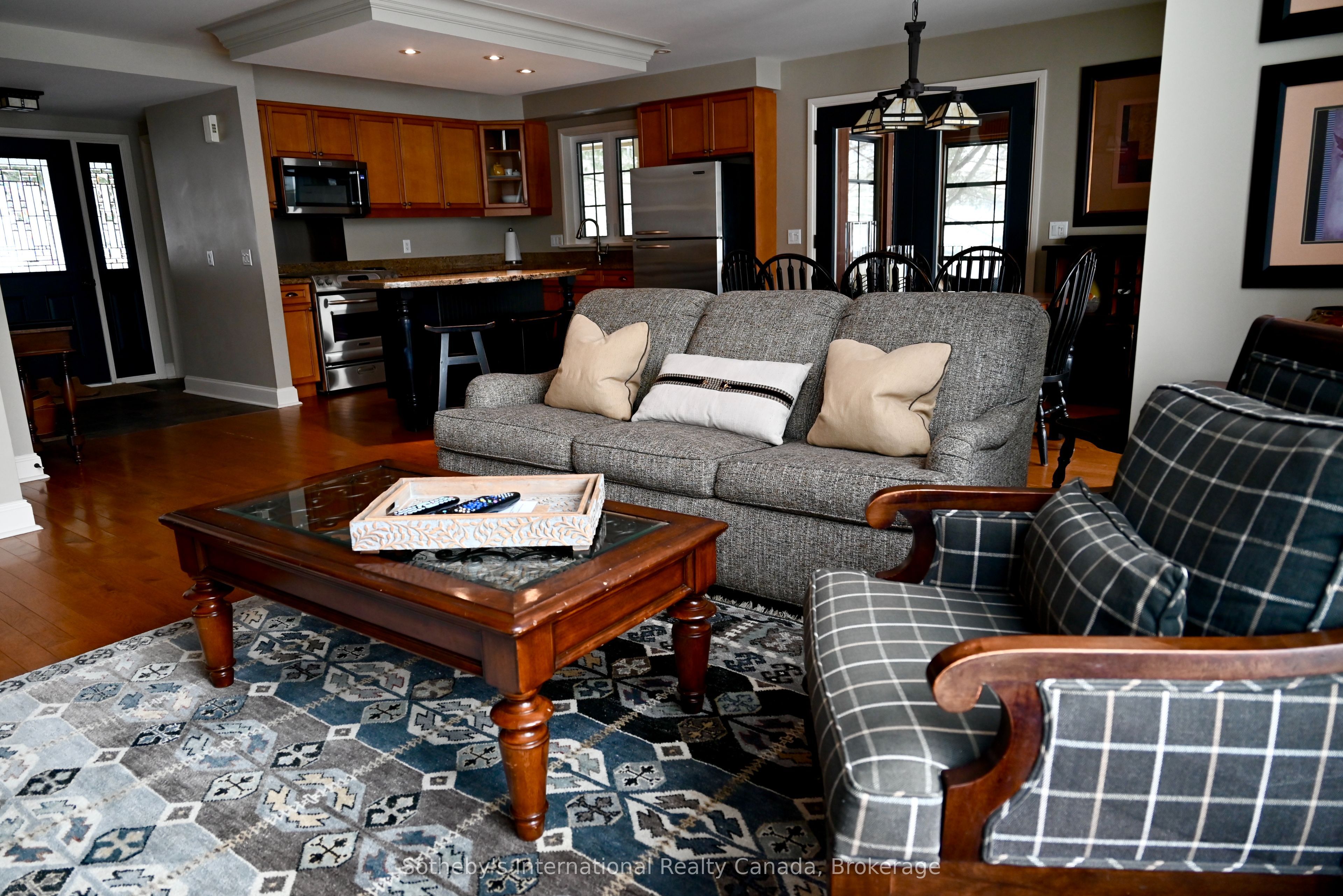 #c4 W9 - 3876 Muskoka Road 118 Road Property Photo 17