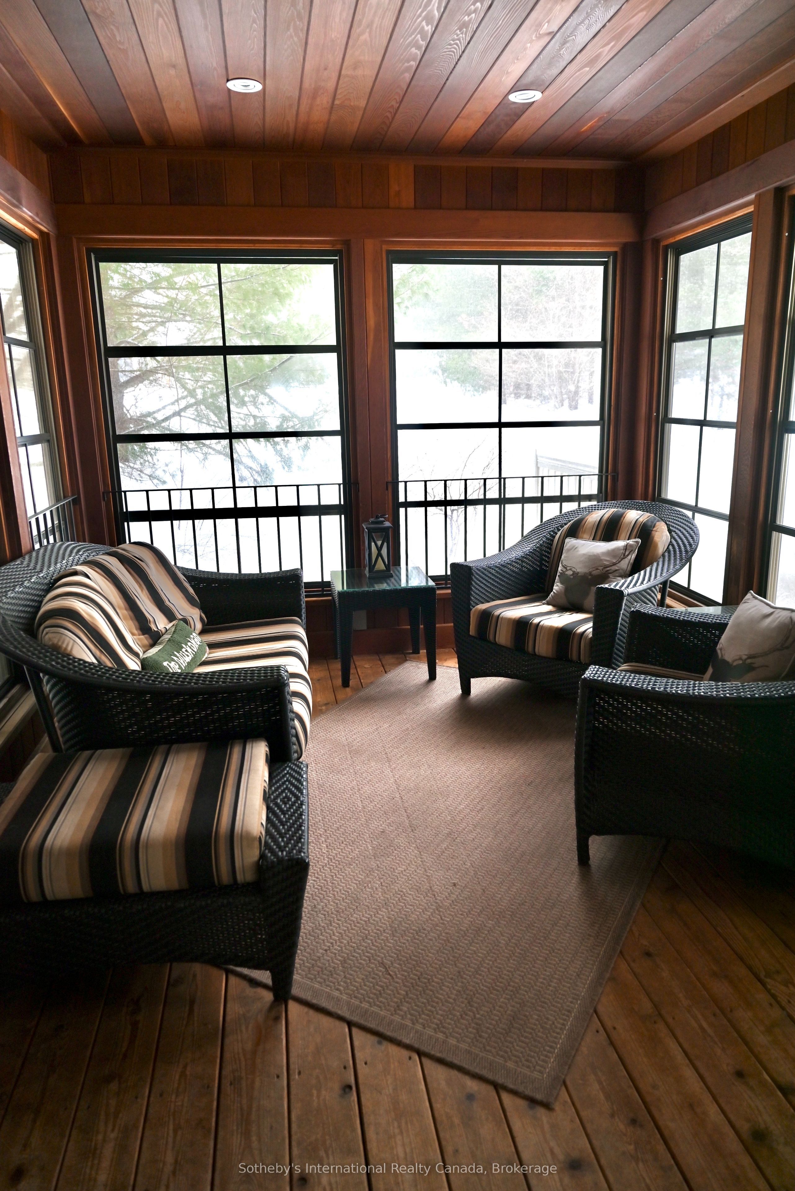 #c4 W9 - 3876 Muskoka Road 118 Road Property Photo 19