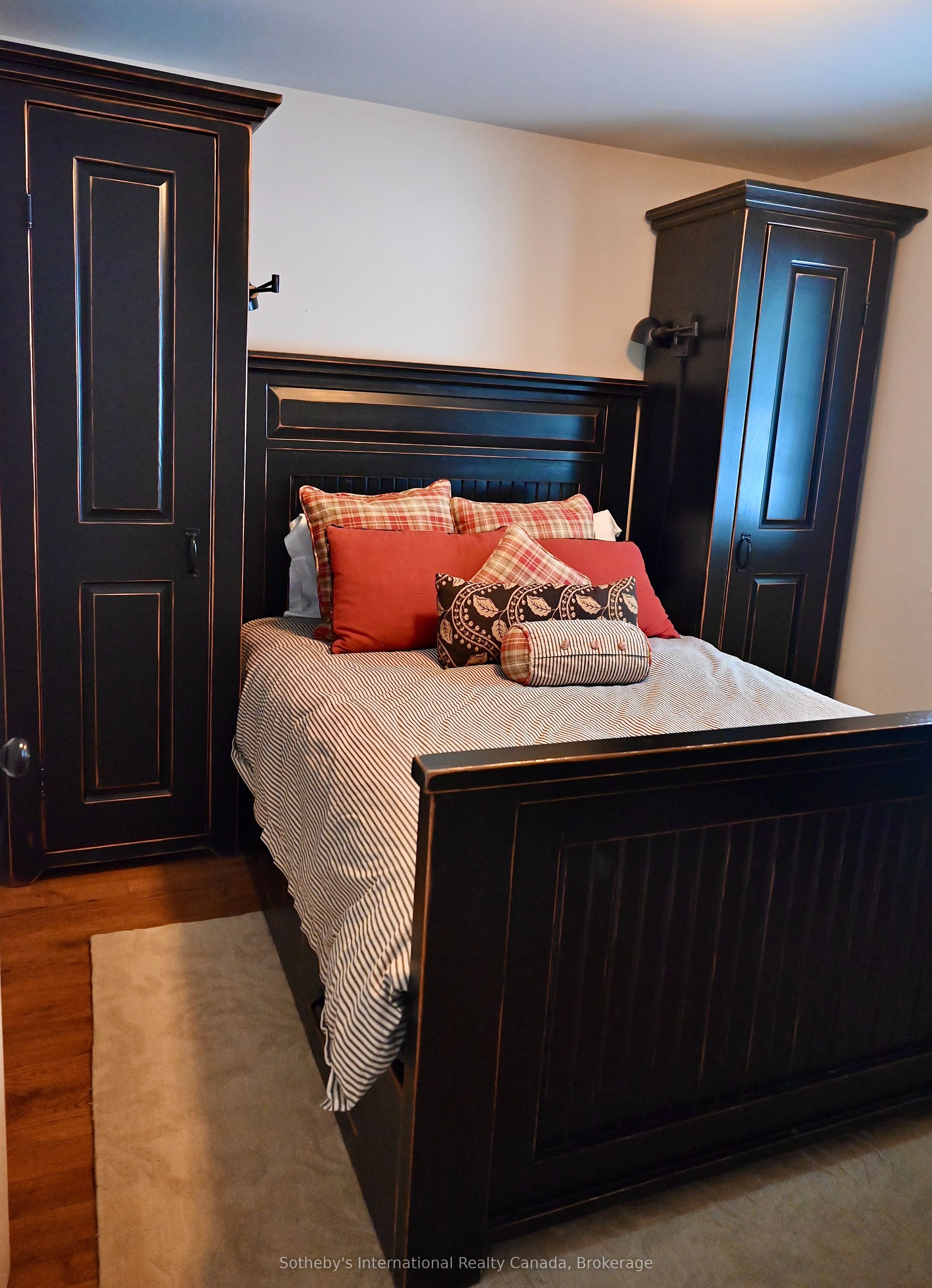 #c4 W9 - 3876 Muskoka Road 118 Road Property Photo 40