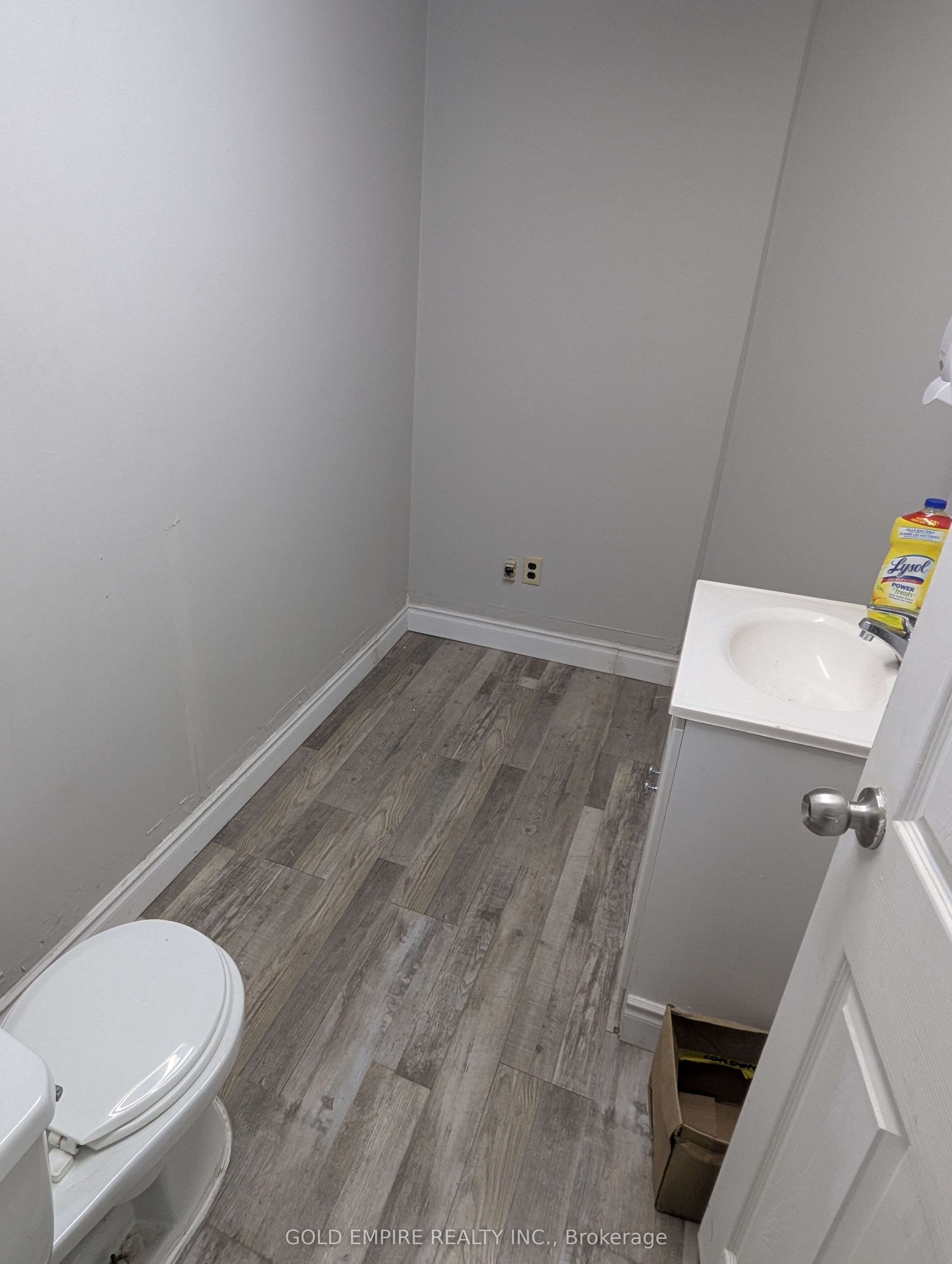 ##6 - 41 Mondamin Street Property Photo 8