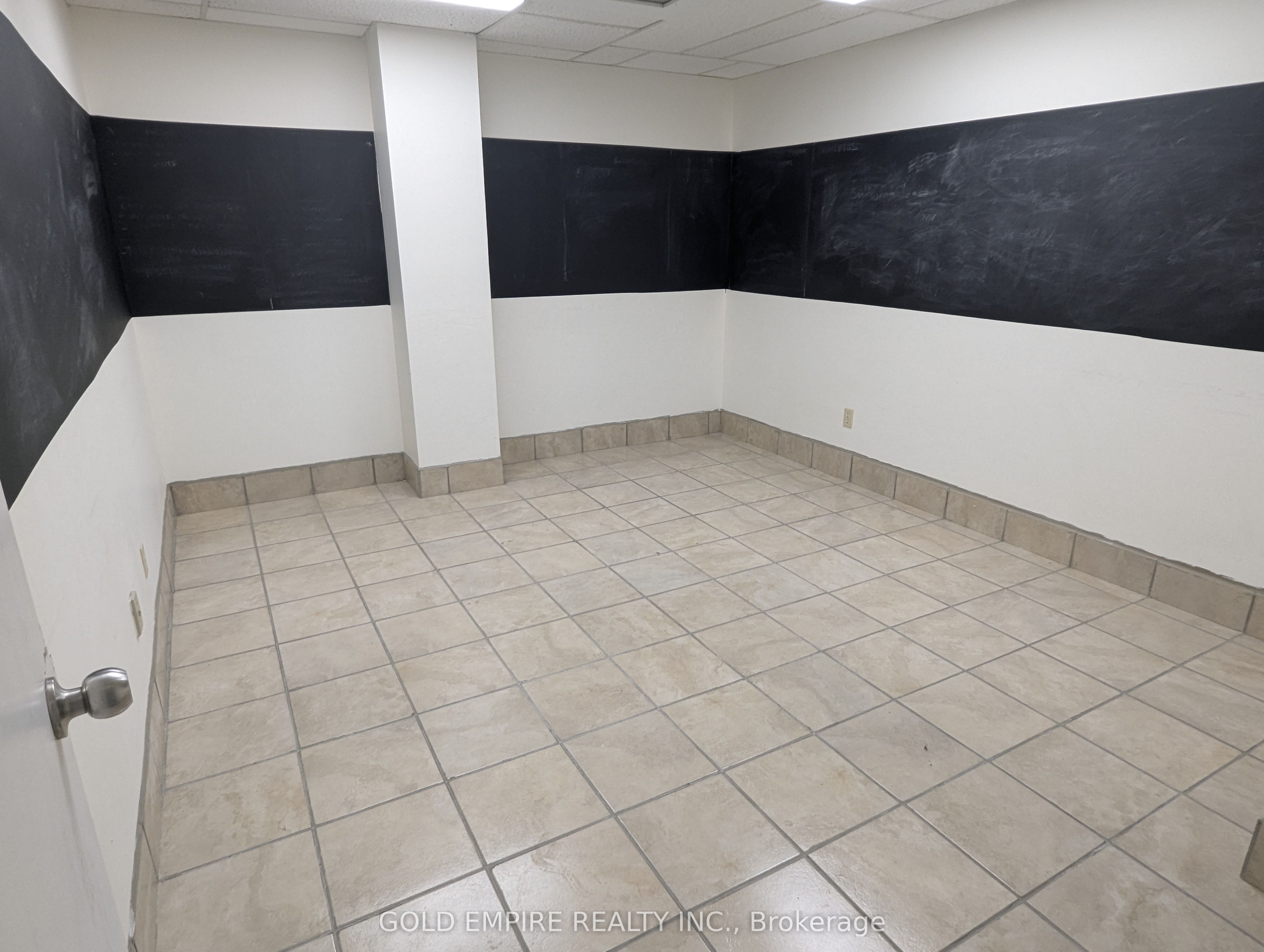 ##8 - 41 Mondamin Street Property Photo 15