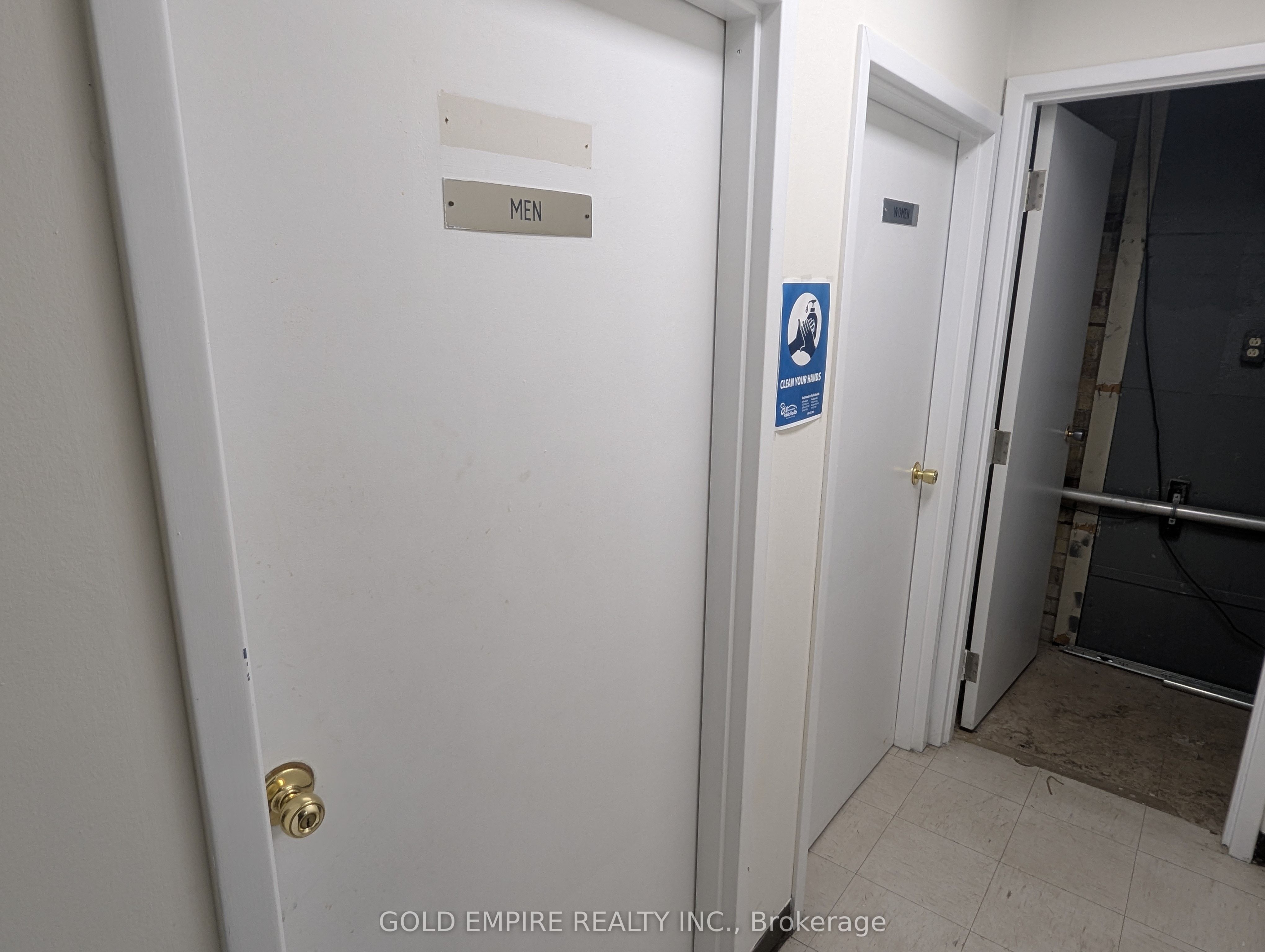 ##8 - 41 Mondamin Street Property Photo 16