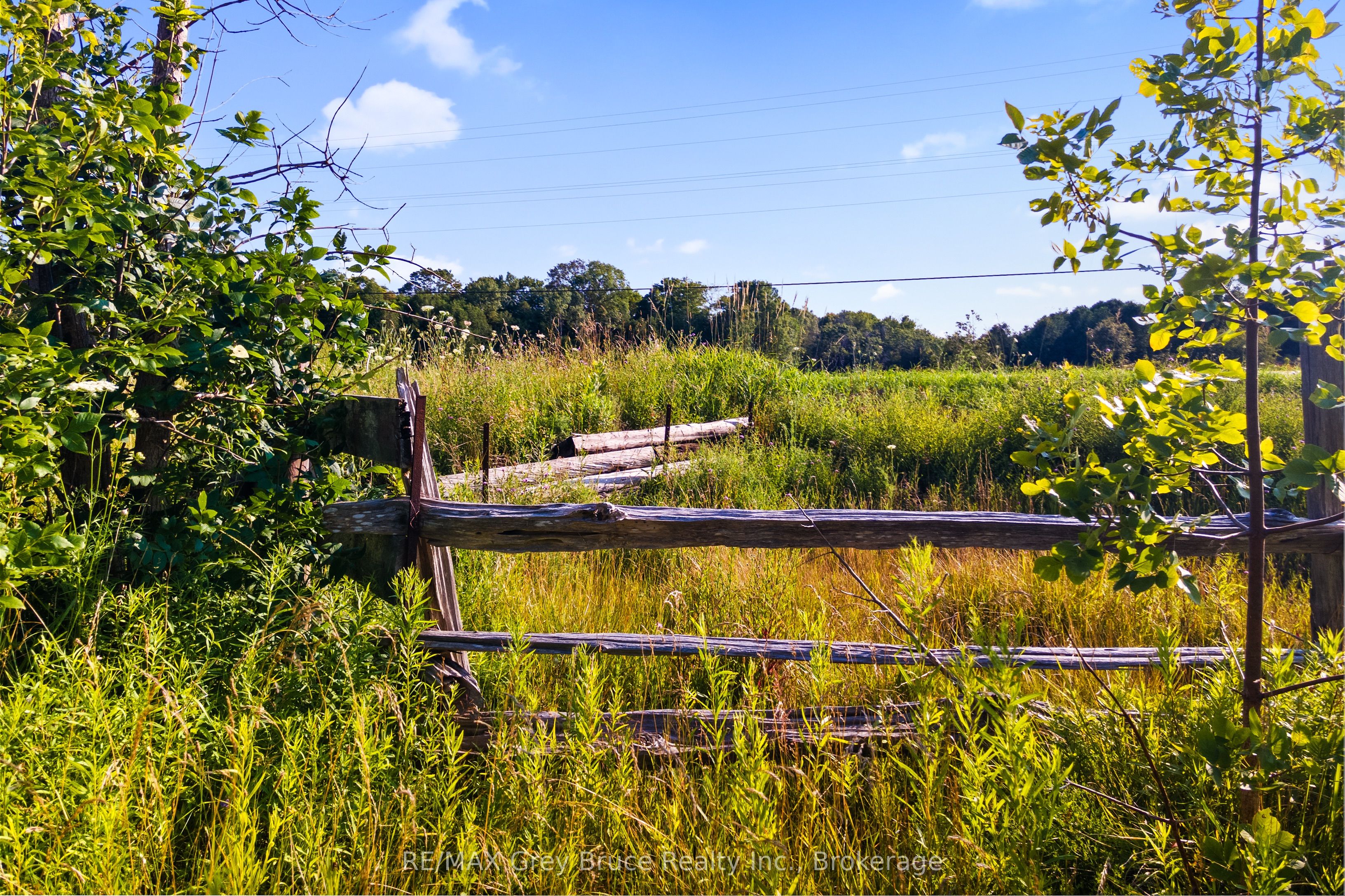 Pt 9/10 Highway 6 Property Photo 5
