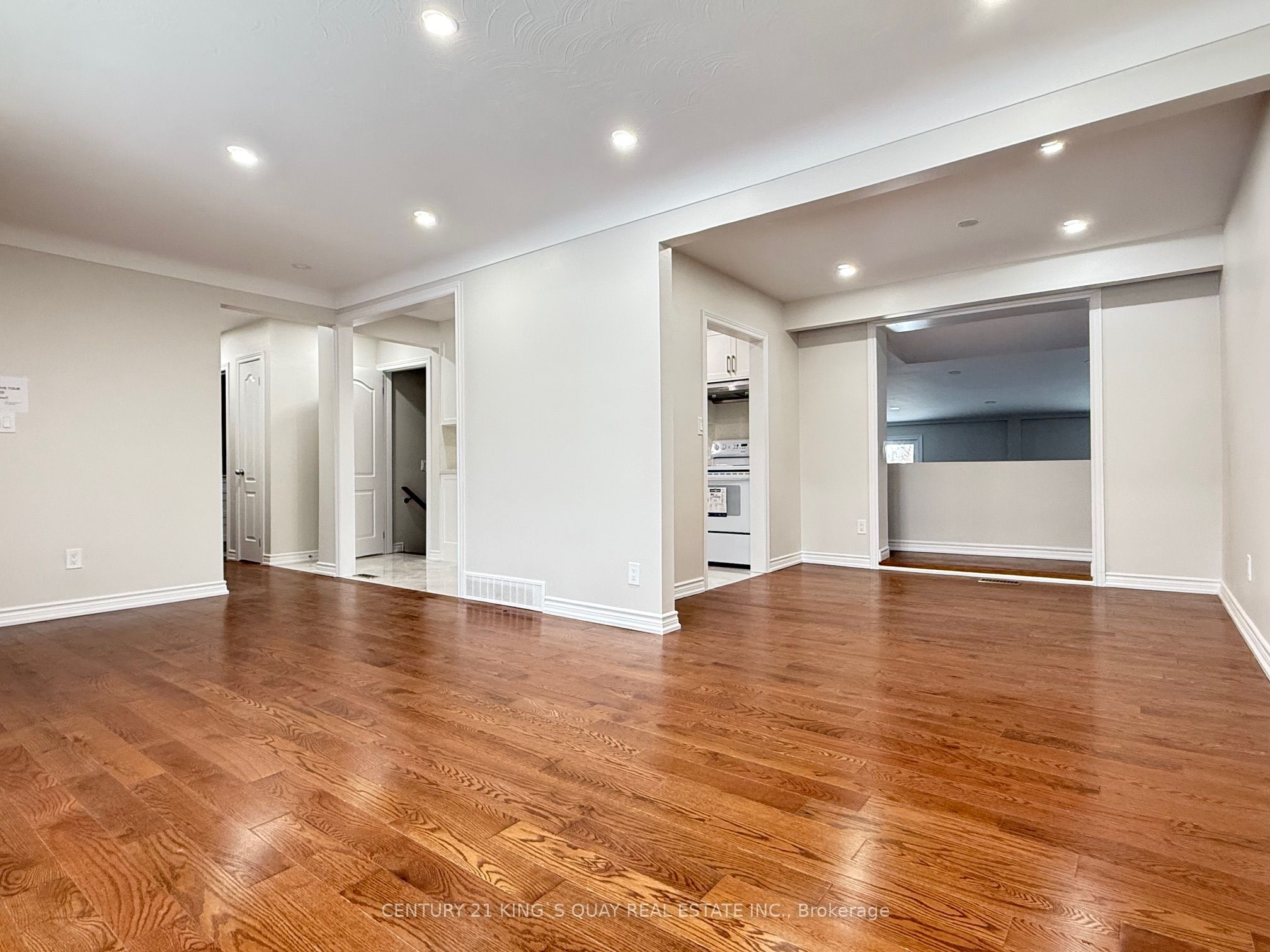 4383 Petrie Court Property Photo 4