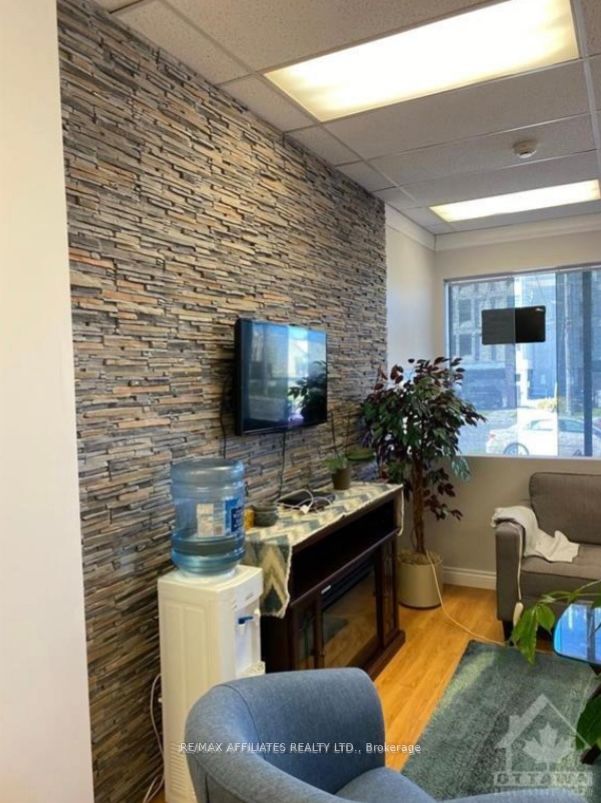 2564 St Joseph Boulevard Property Photo 17