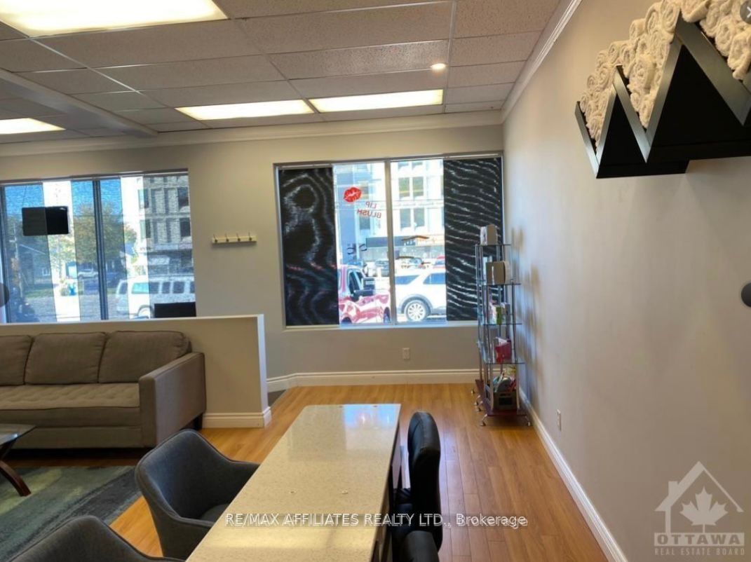 2564 St Joseph Boulevard Property Photo 19