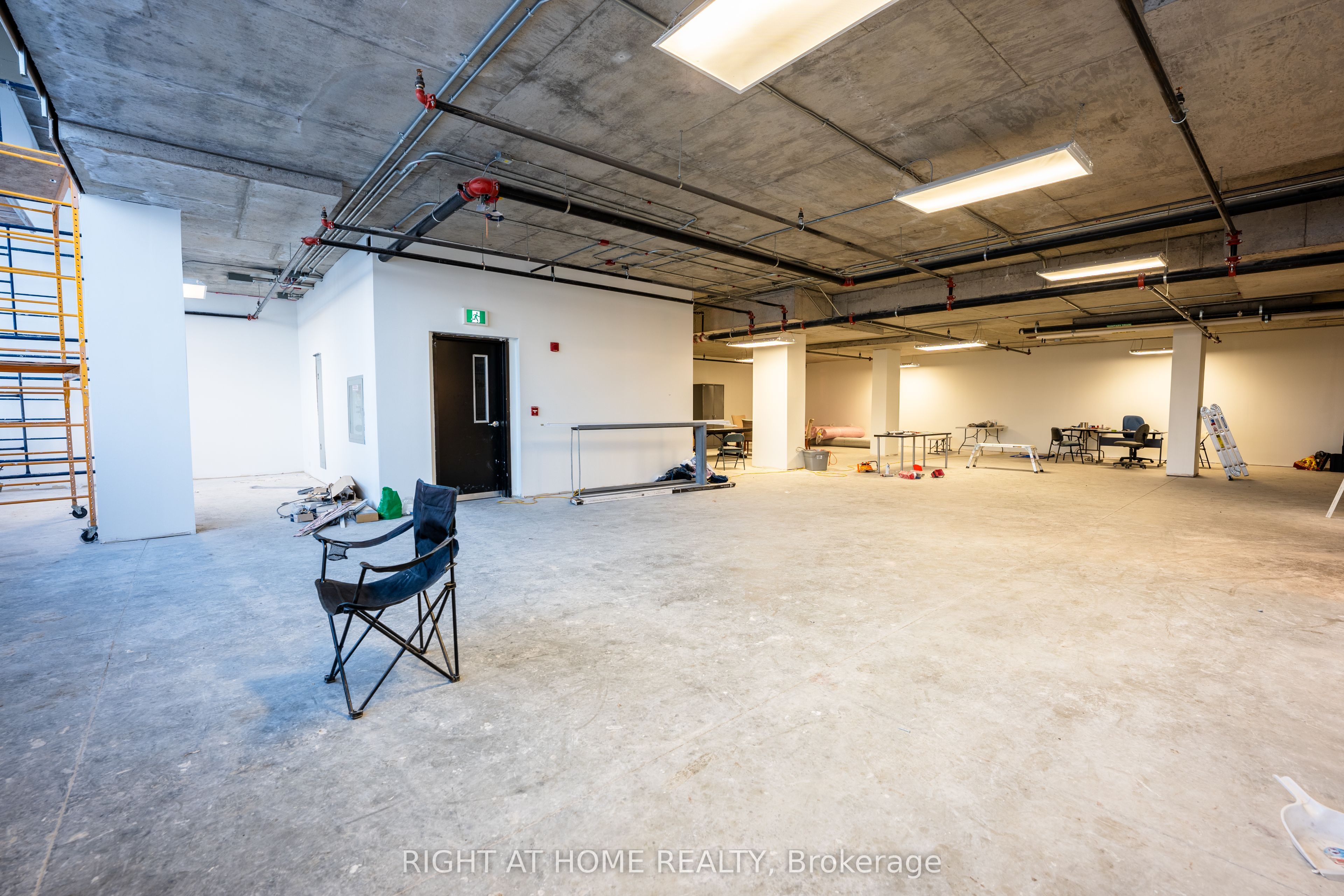 #101 - 1637 Bank Street Property Photo 10