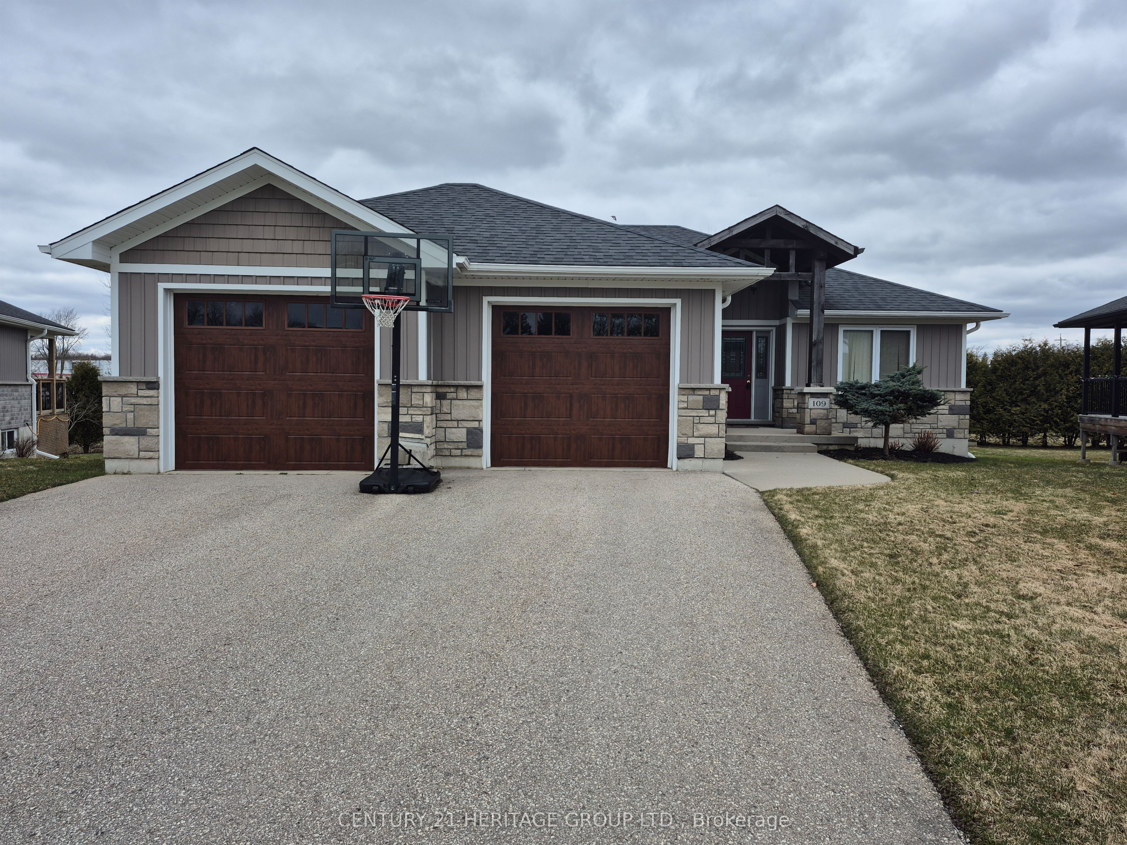 109 Tuffy Macdougall Ct Property Photo