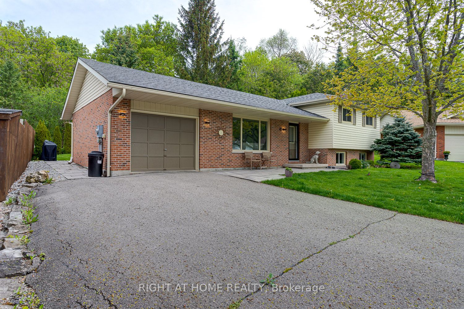 41 Janlisda Drive Property Photo 2