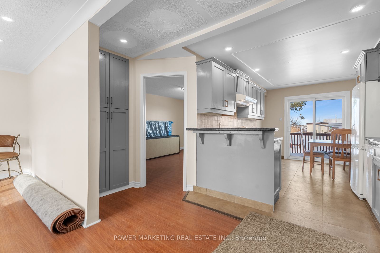 5409 Boundary Road Property Photo 5