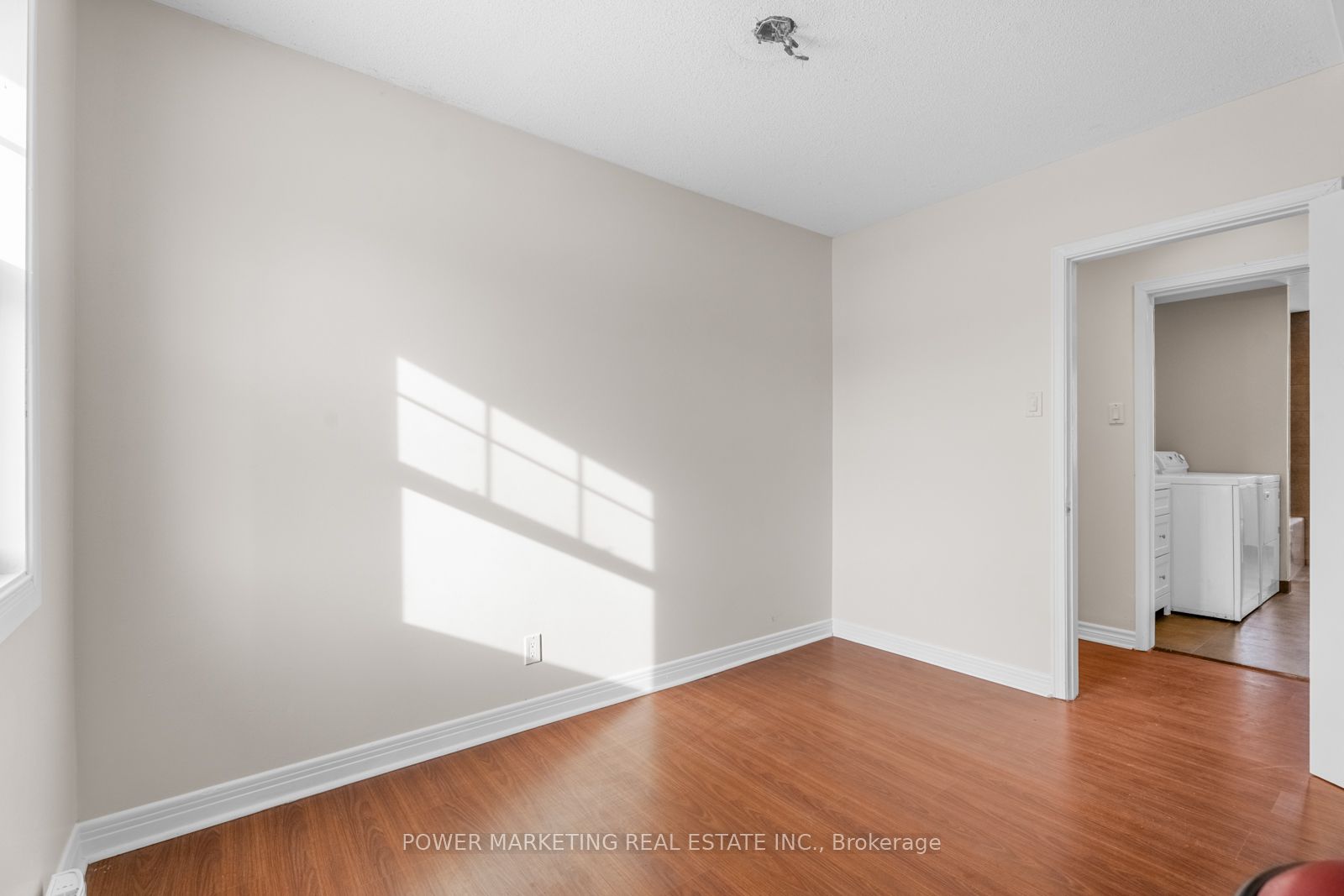 5409 Boundary Road Property Photo 15